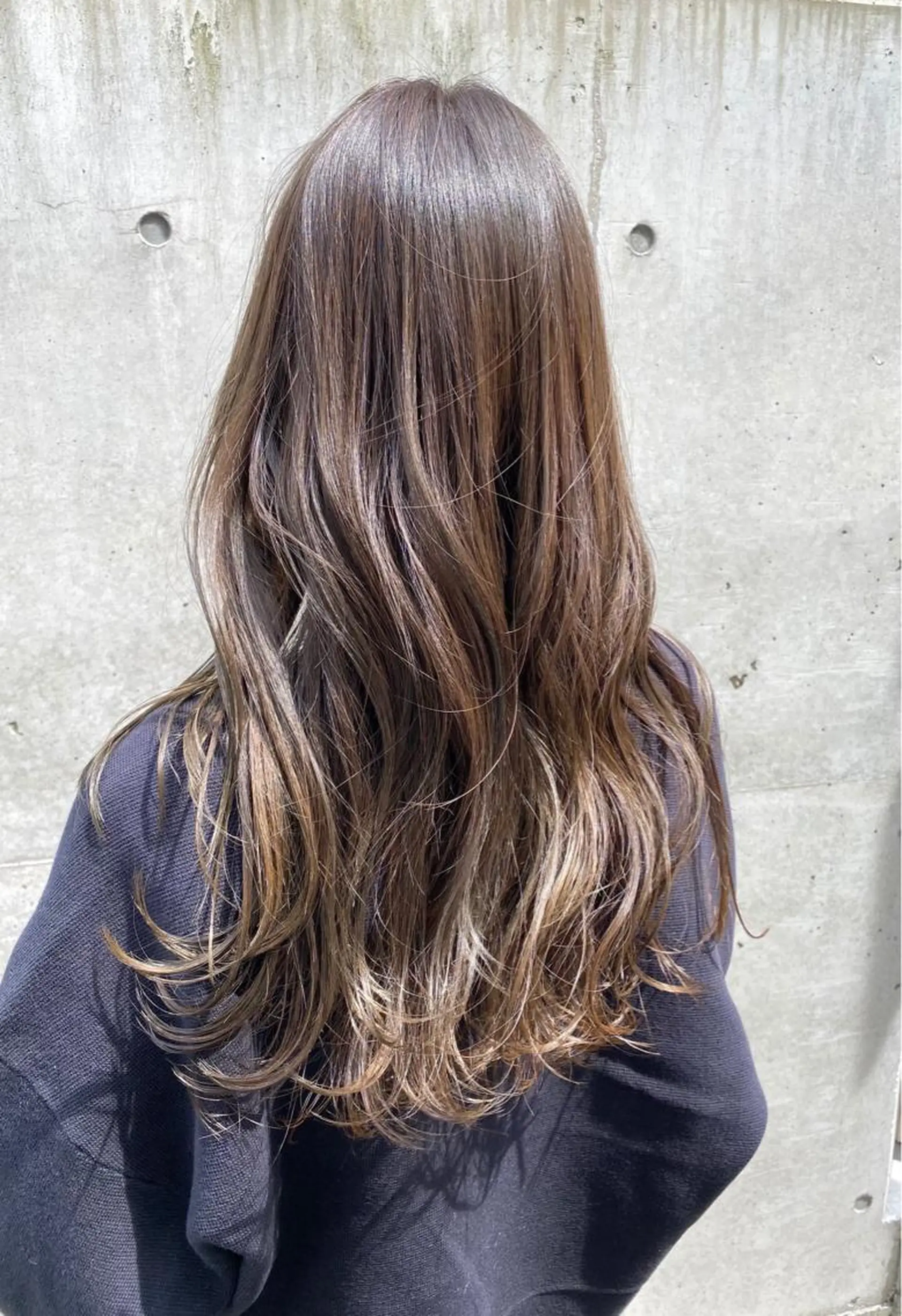 ロング カット ヘアカラー トリートメント レイヤーカット /透明感カラー西田のヘアスタイル