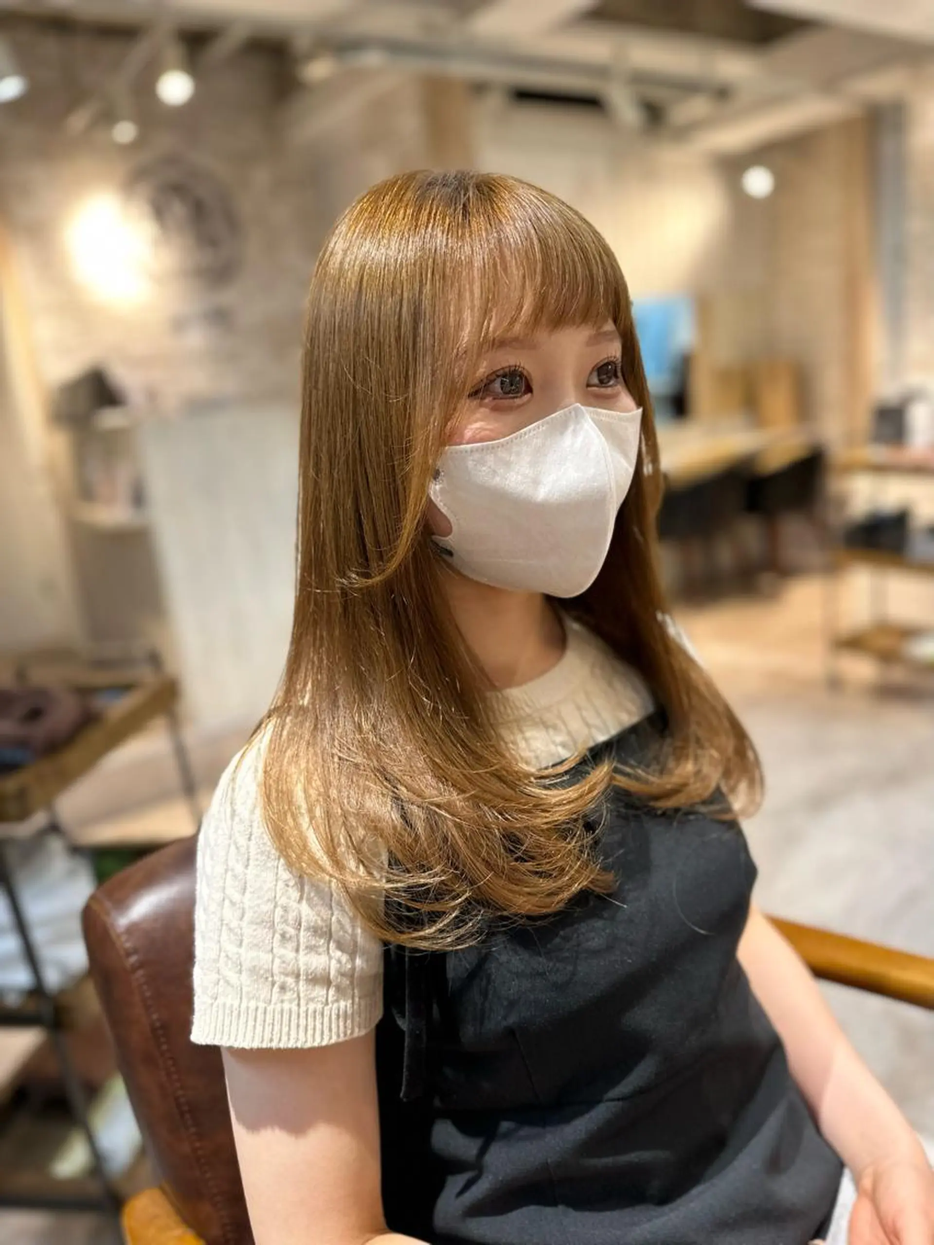 セミロング カラー レイヤーカット fiica （フィーカ）所属・金子侑史 /縮毛矯正の人のヘアスタイル