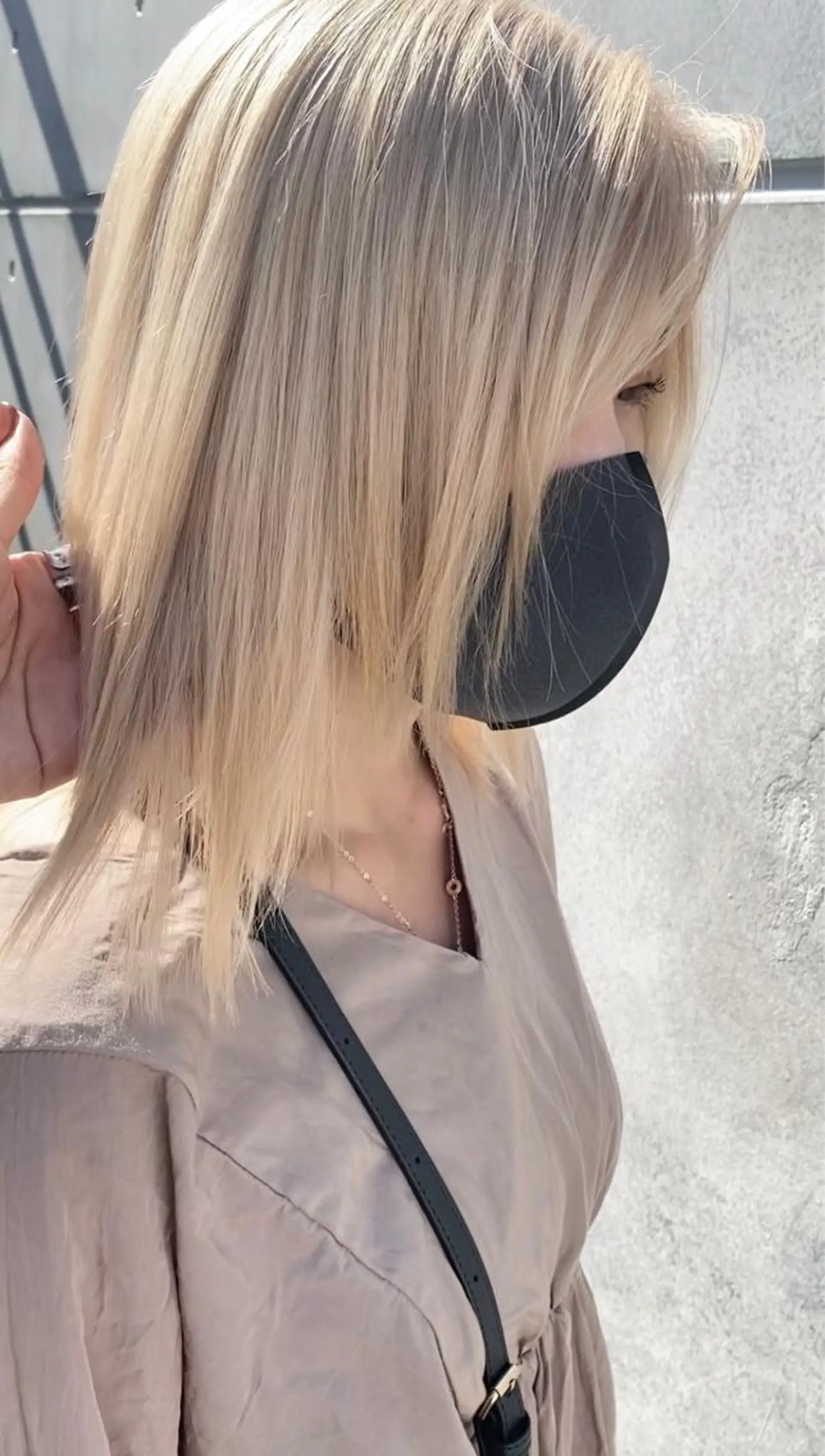 ミディアム カラー ブロンド その他 ブリーチカラーレイヤ ーカット🦋annaのヘアスタイル