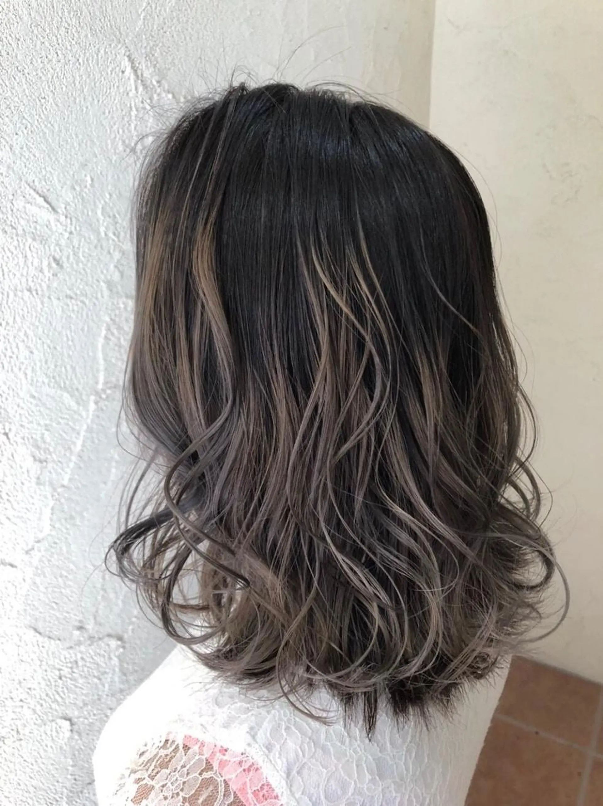 カラー シールエクステ/ ハイトーンカラーのヘアスタイル