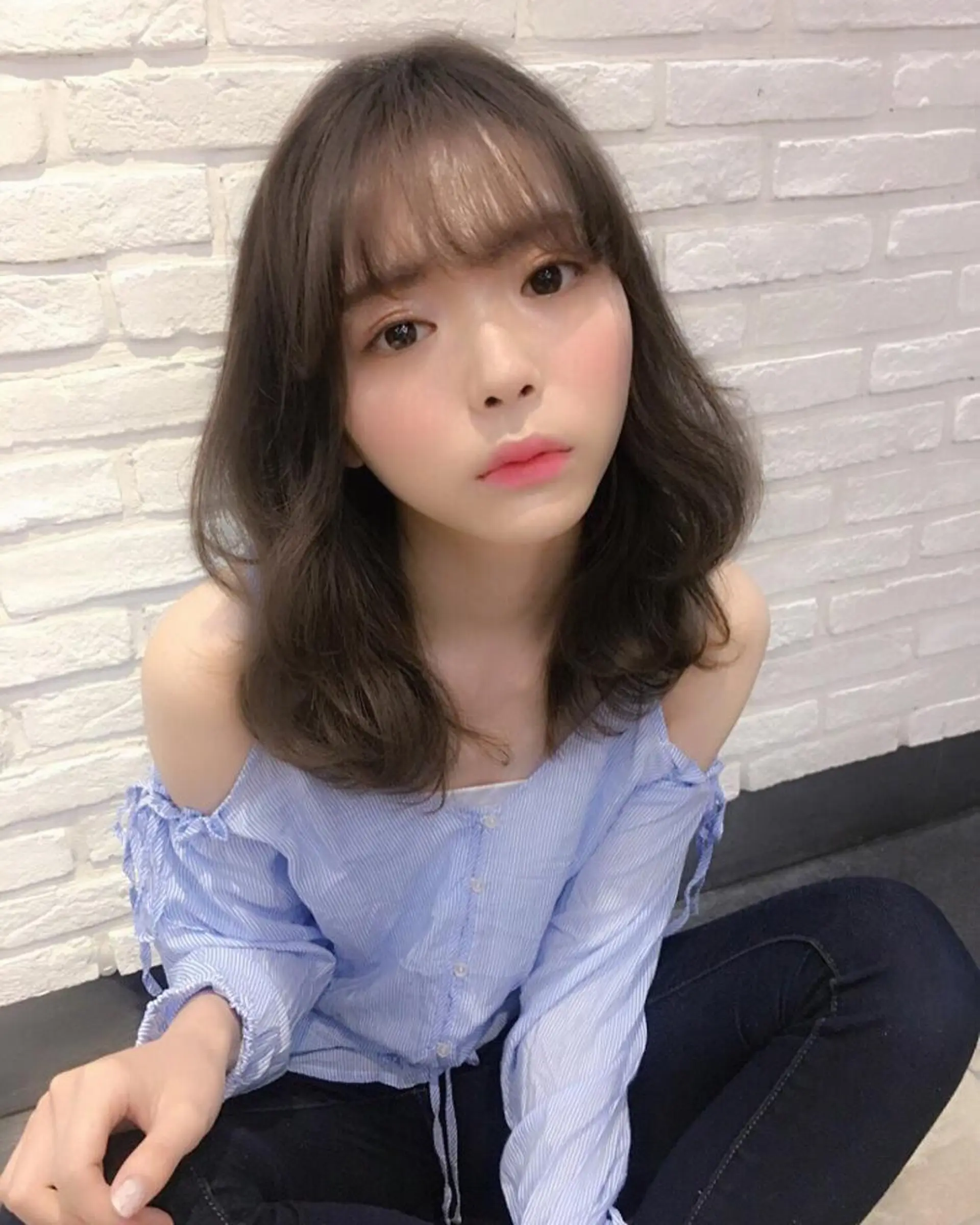 セミロング 遠藤 眞実のヘアスタイル