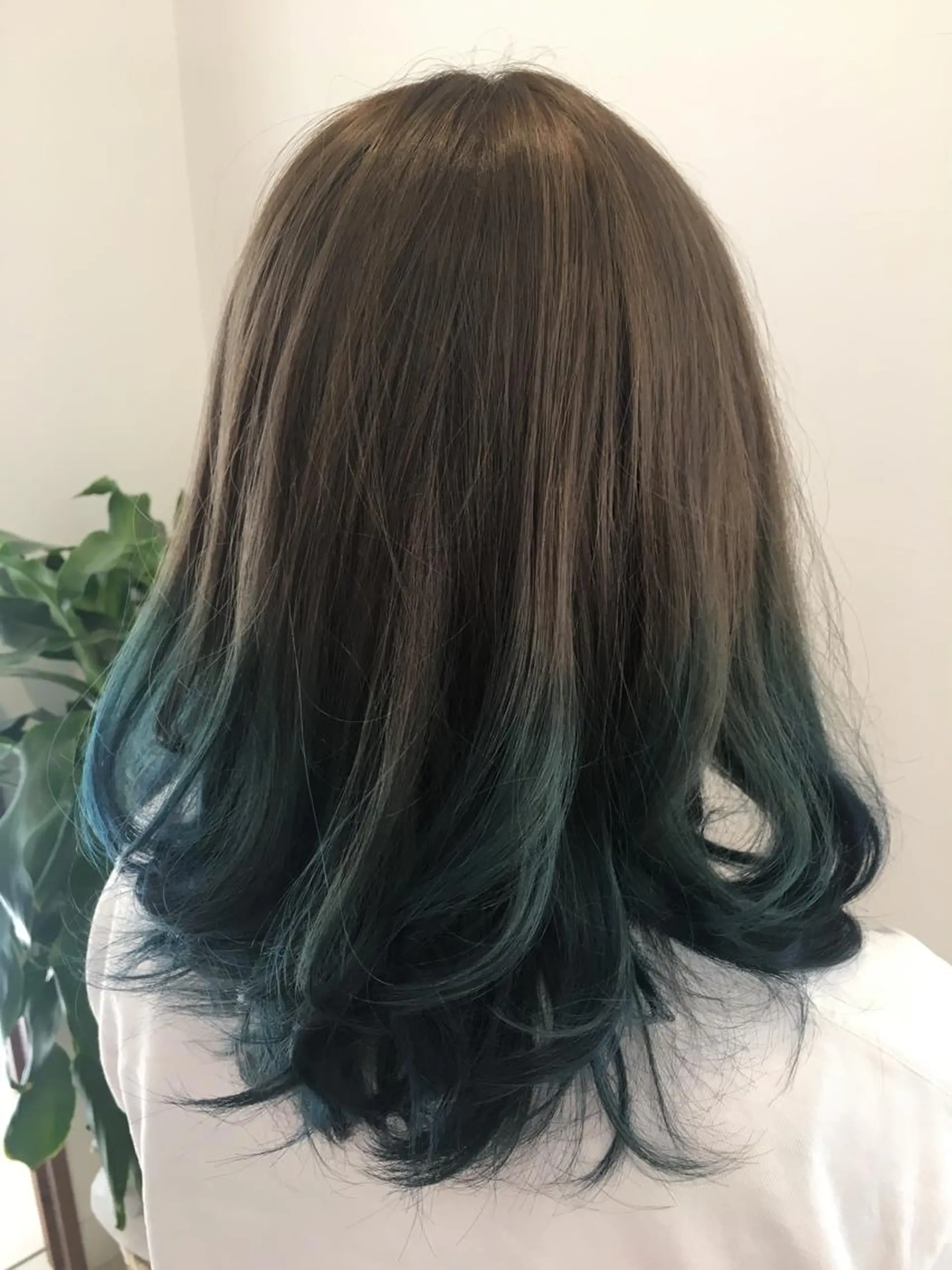 ミディアム カラー パーマ ヘアアレンジ メンズ キッズ ネイル マツエク・マツパ ひがし さゆりのヘアスタイル