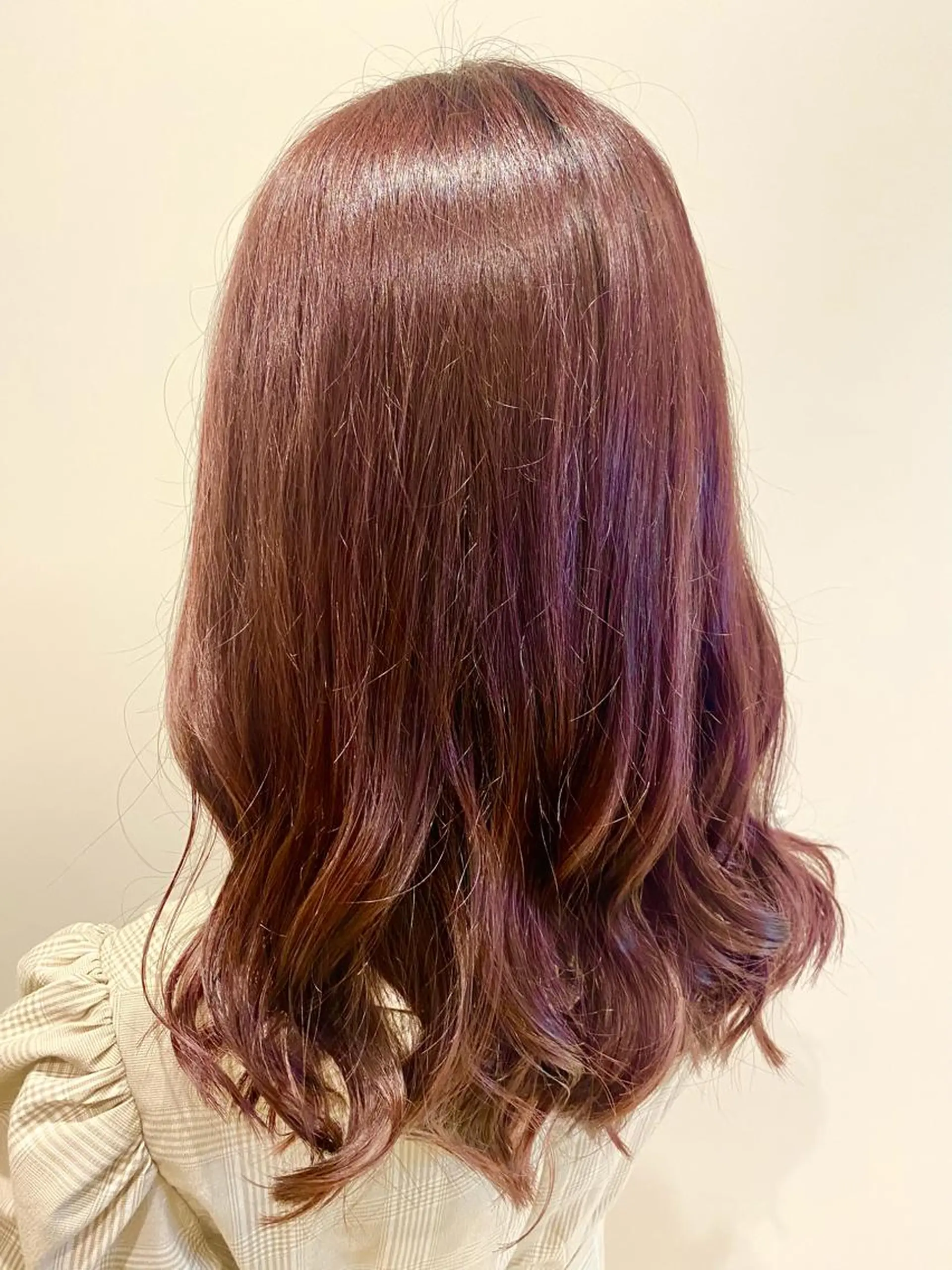 ミディアム カラー カット ヘアカラー トリートメント 🌹艶髪カラー🌹 津田晴加【西荻窪】のヘアスタイル