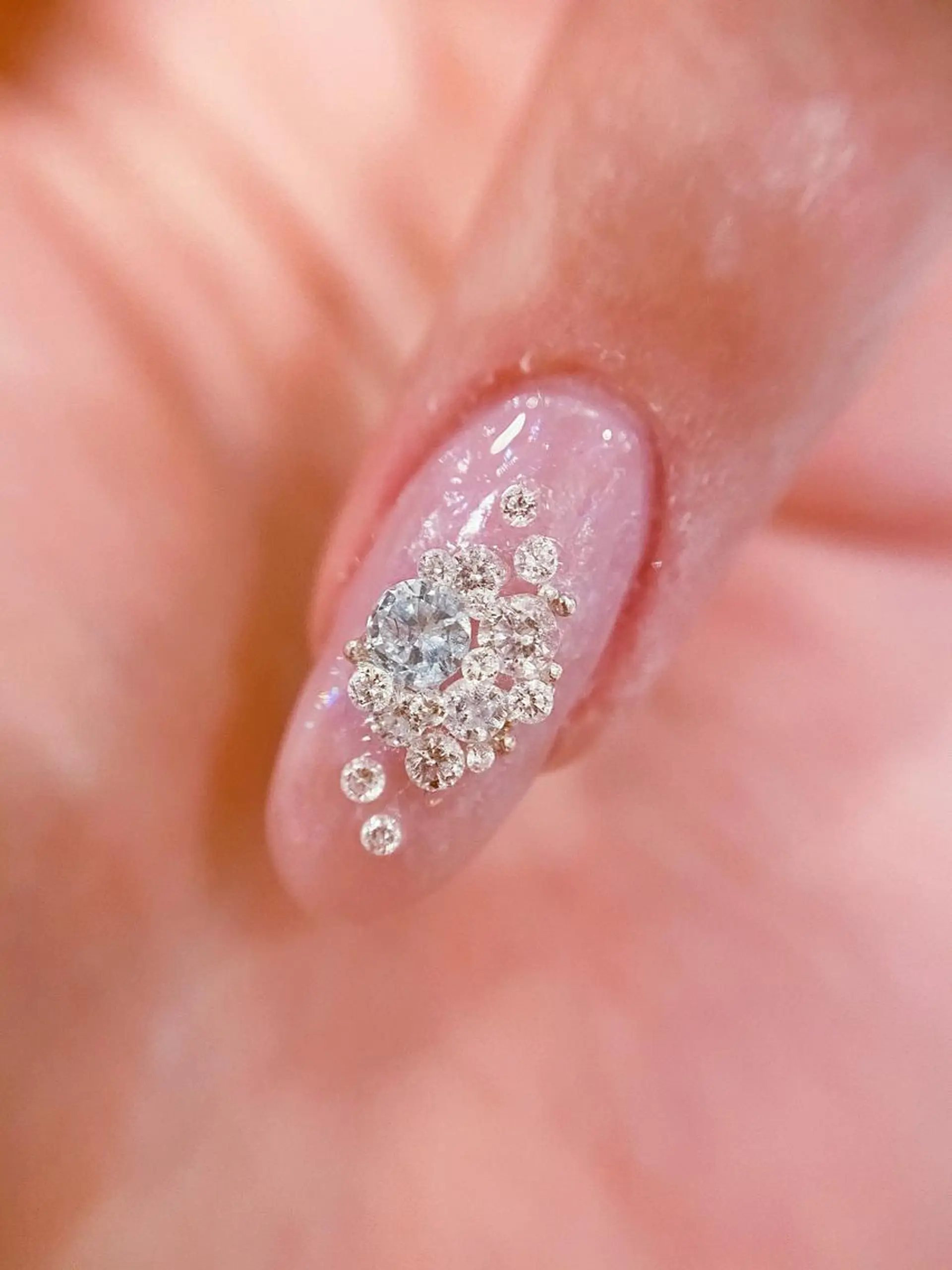 ネイル f'bloom  L’ecrinのネイルデザイン