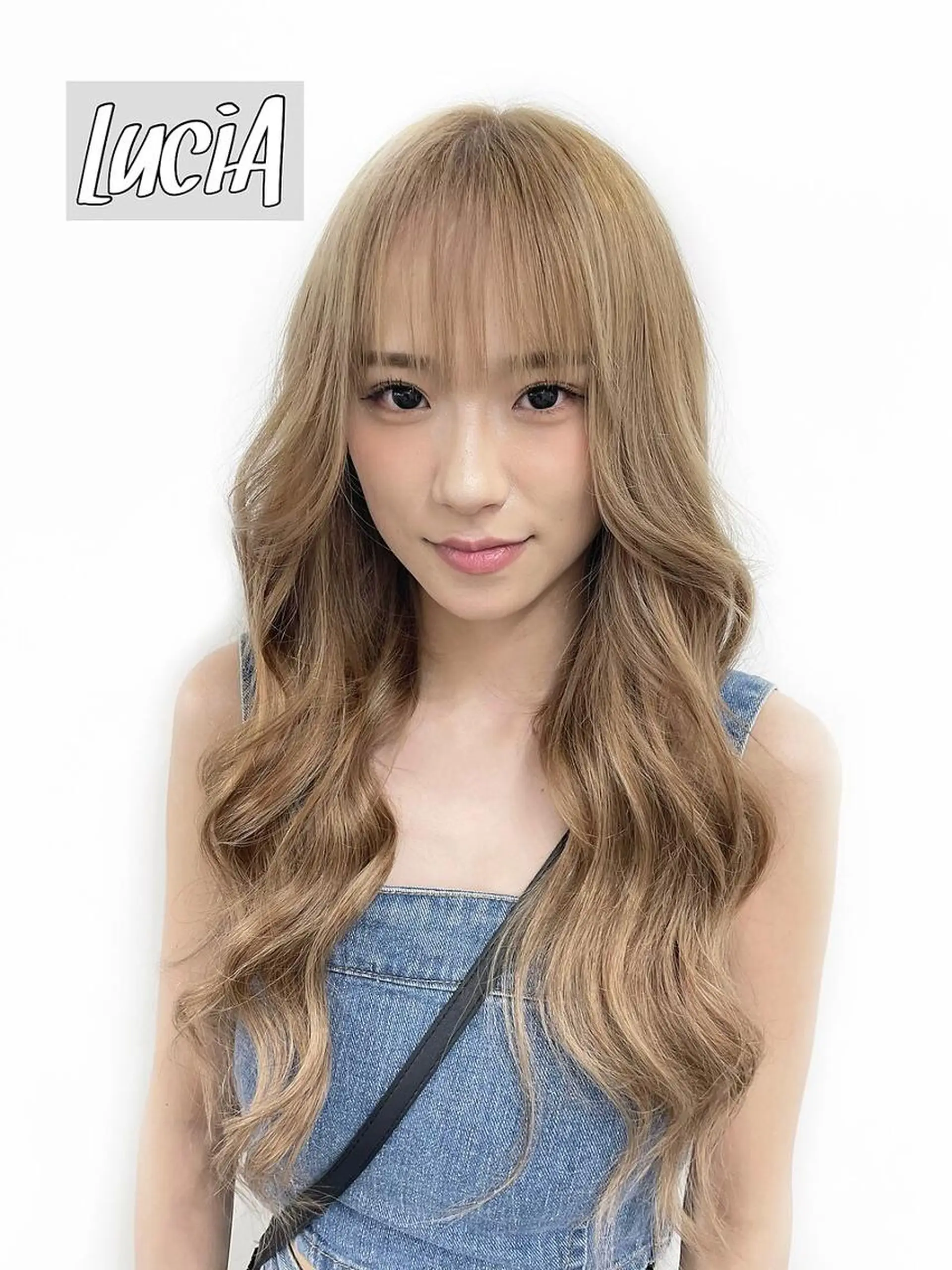 カラー ヘアアレンジ ロング LuciA RIANAのヘアスタイル