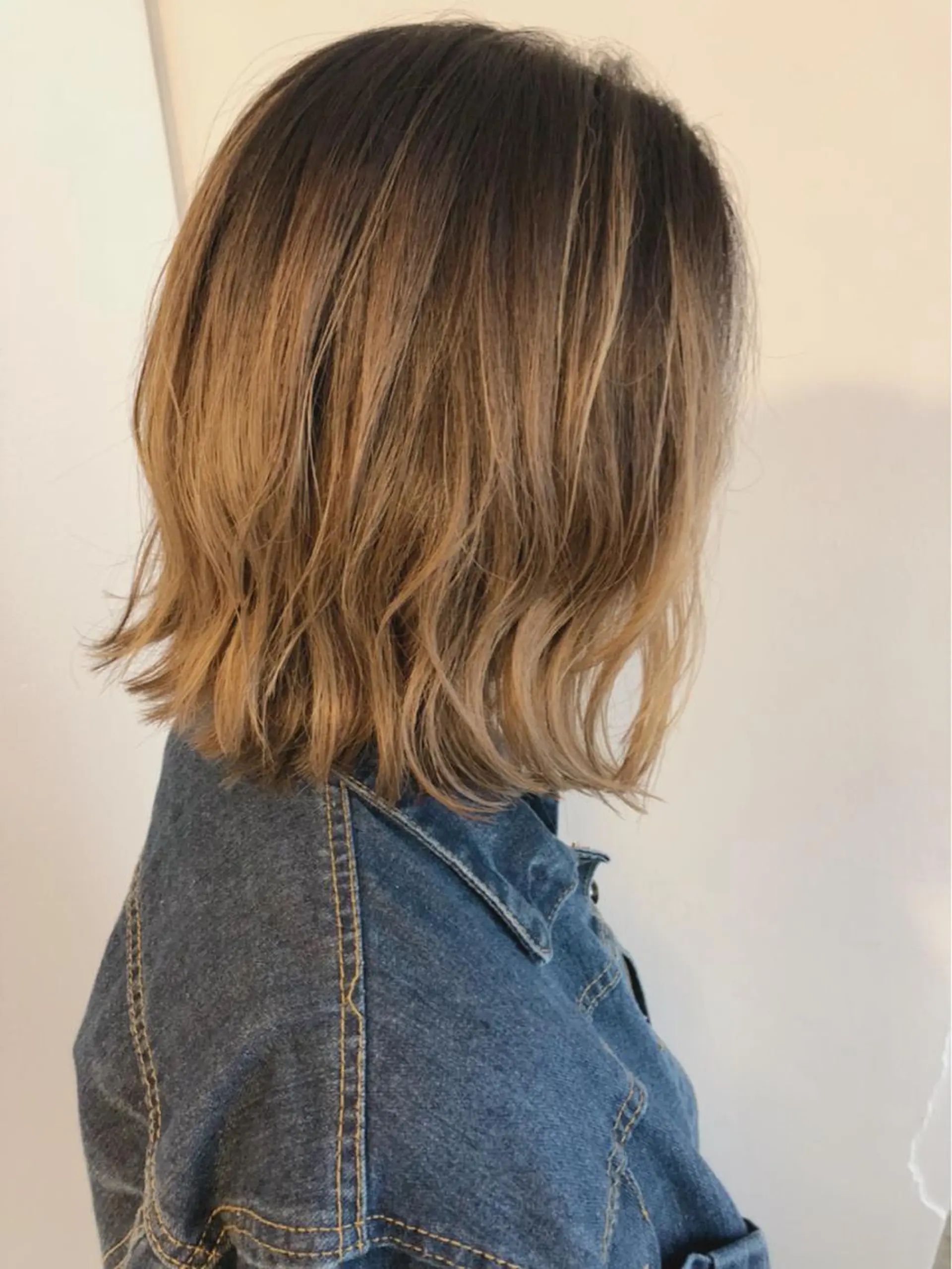 ミディアム カラー バレイヤージュ レイヤーカット hair  design  ALBERO所属・日高 香織のヘアスタイル