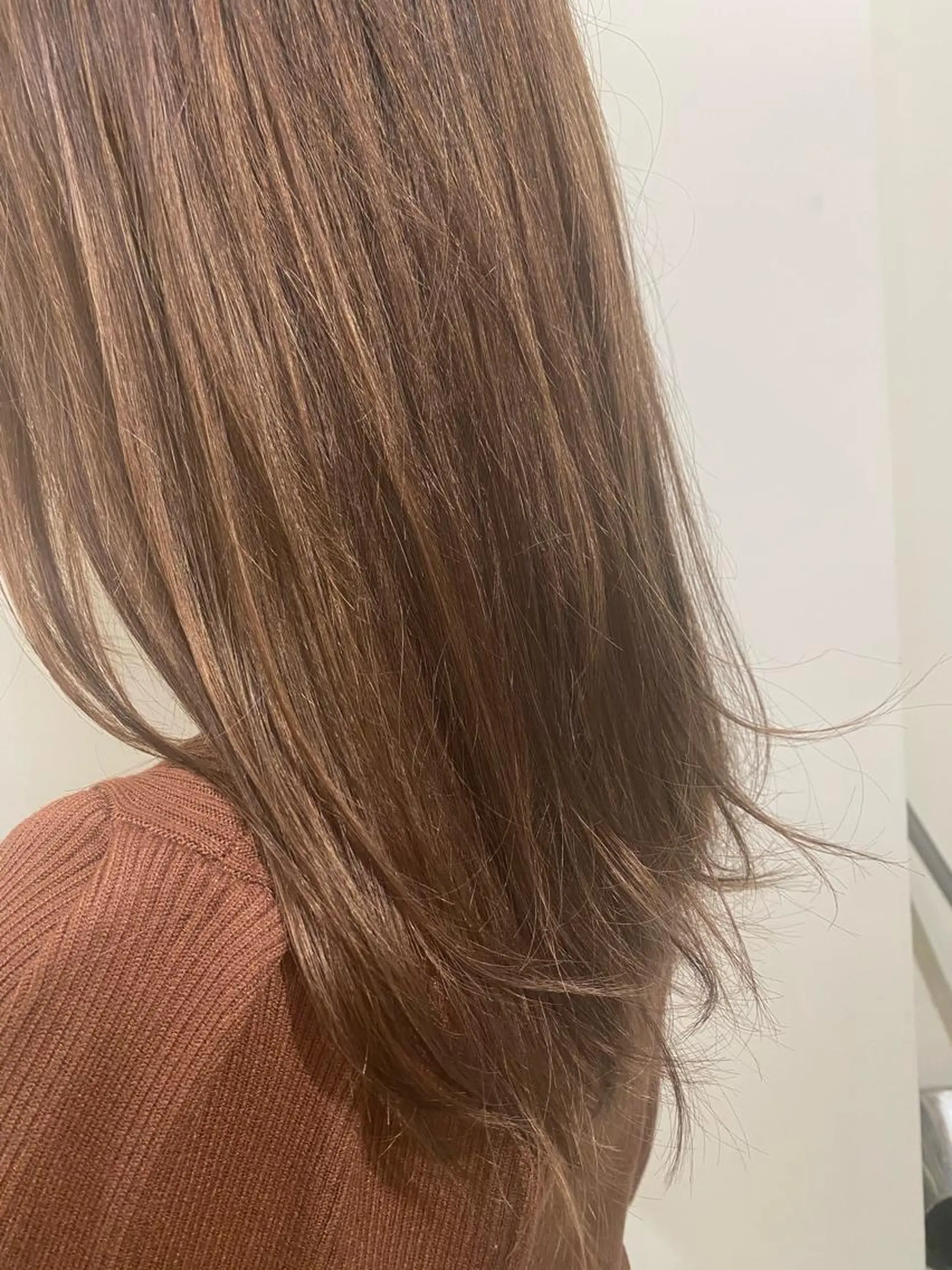 ロング カラー ヘアアレンジ バレイヤージュ ダブルカラー レイヤーカット ヘアカラー new. kawagoe所属・佐藤 麻衣のヘアスタイル