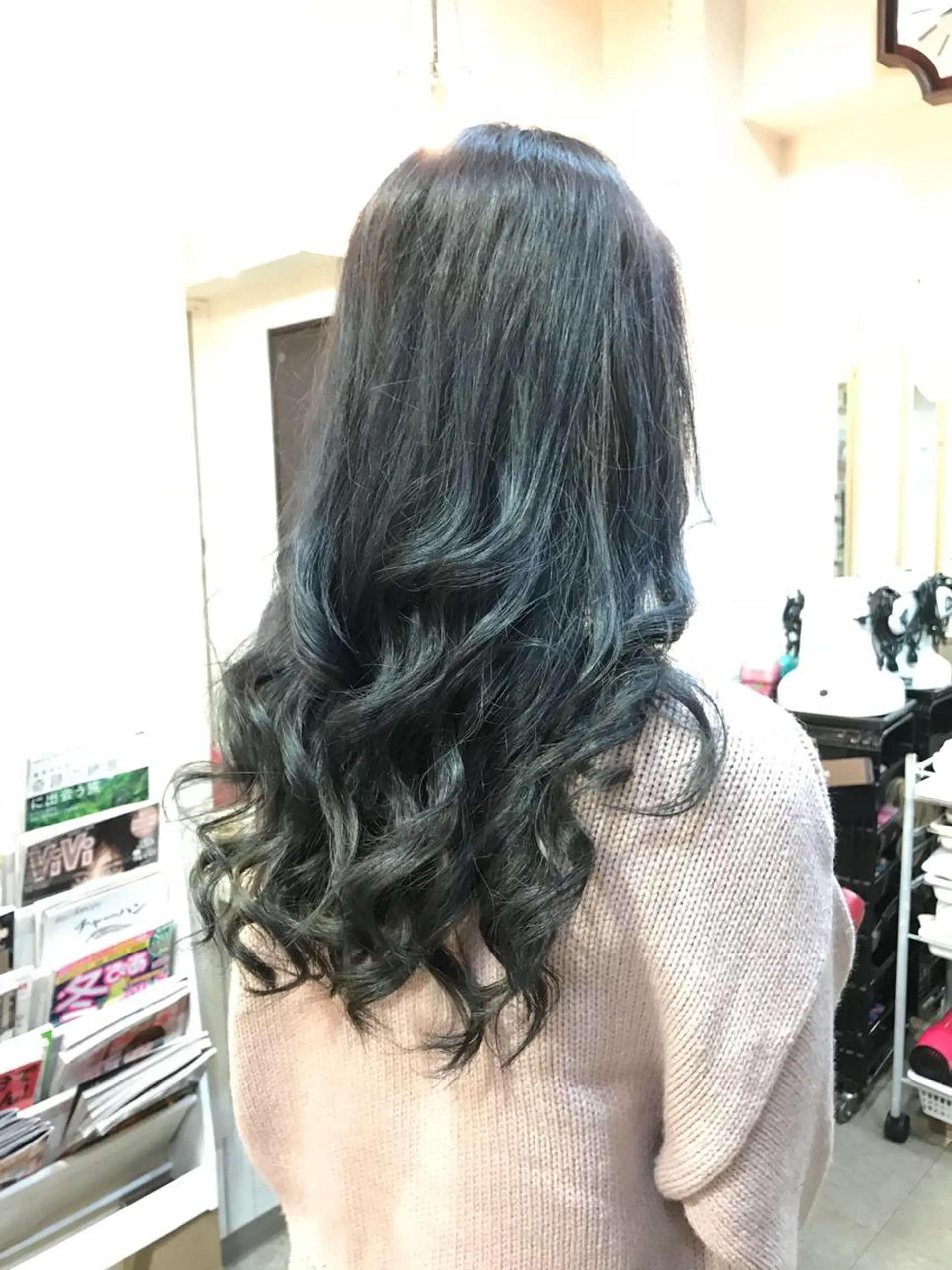 カラー ヘアカラー トリートメント 渋谷宮益坂 omoのヘアスタイル