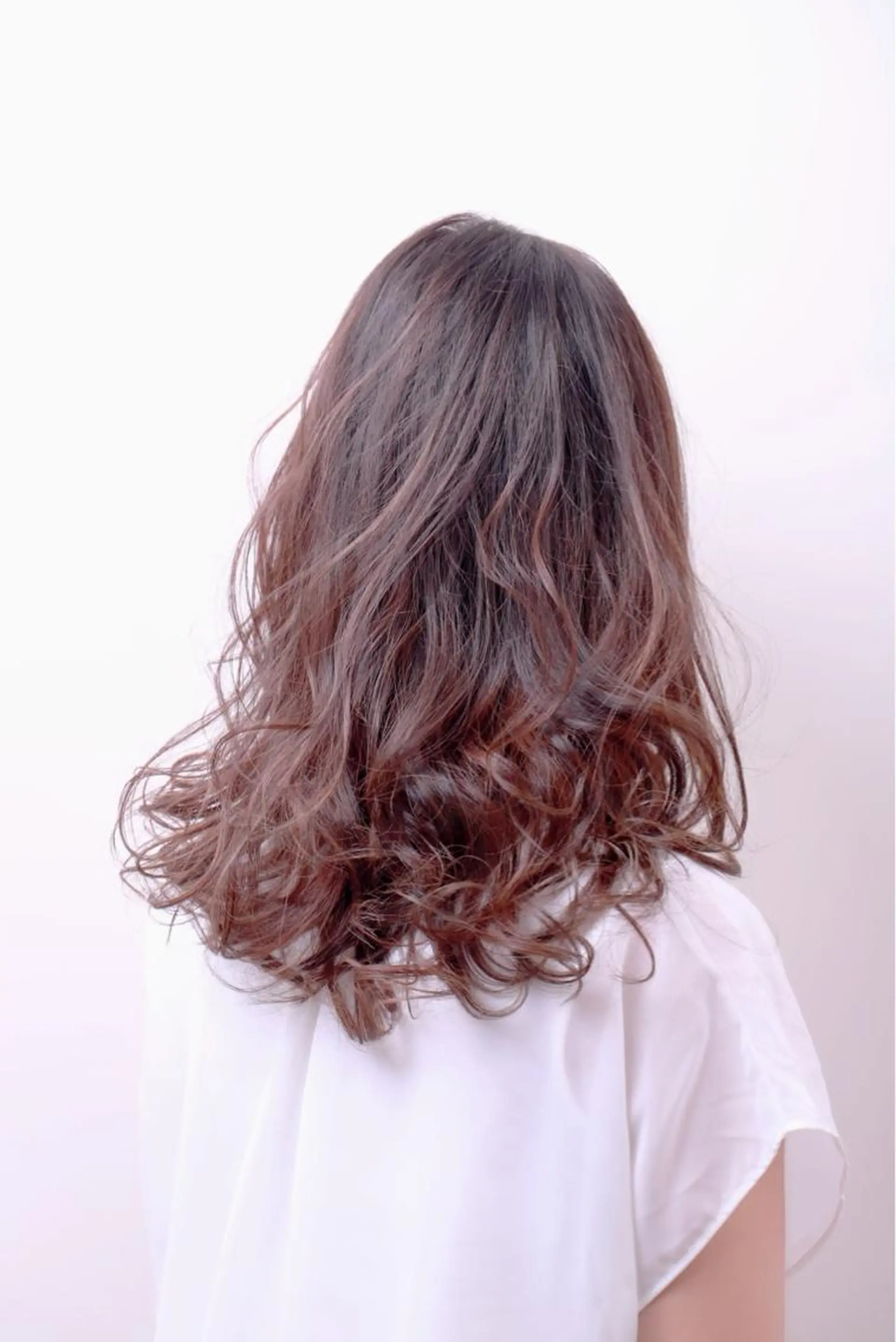 ロング カラー ヘアアレンジ グラデーションカラー ピンクカラー 前髪/ハイライト得意 安西駿一　【銀座】のヘアスタイル