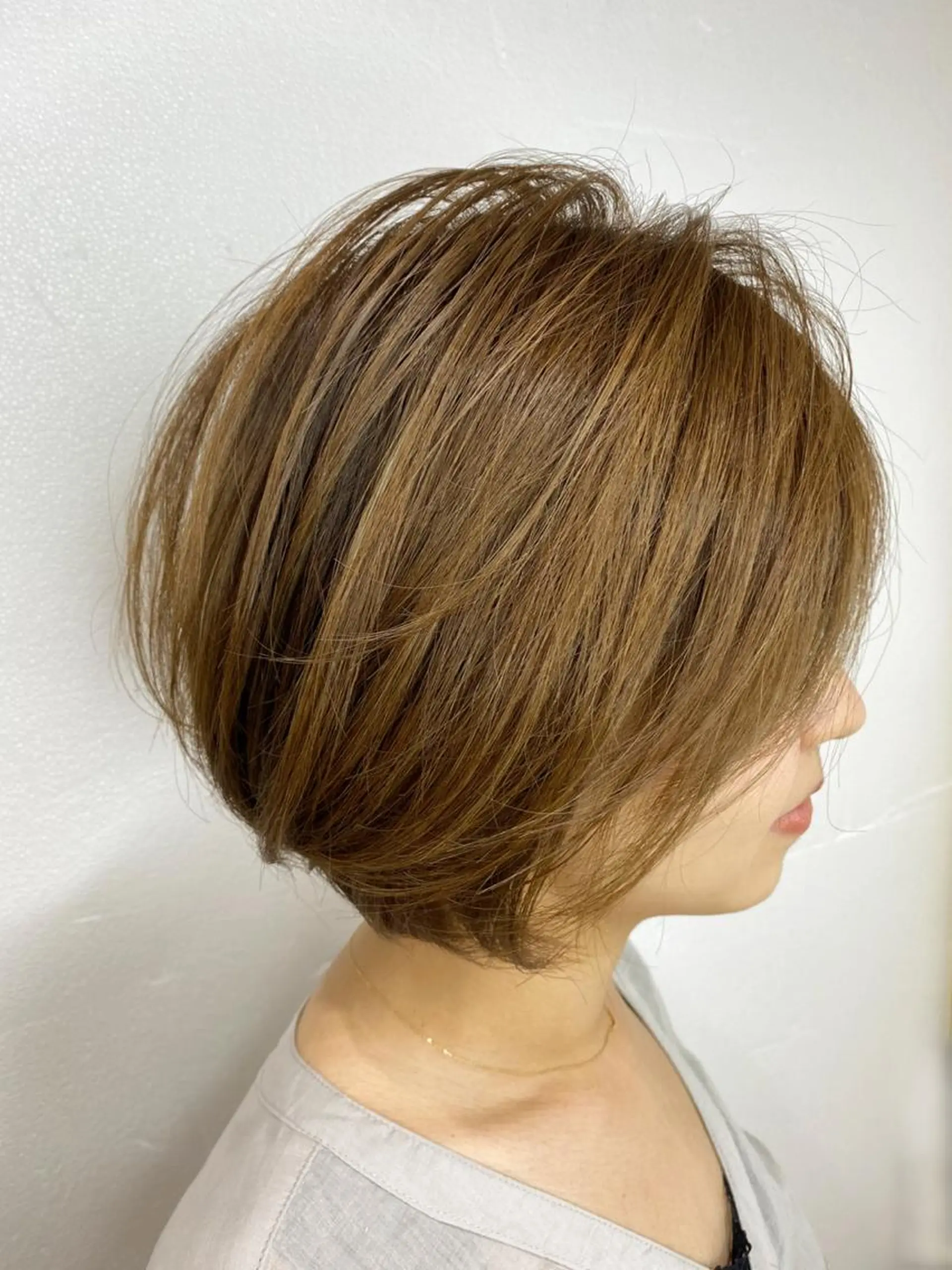 ショート カラー 髪質改善 トリートメント セレスト心斎橋所属・上田 篤史のヘアスタイル