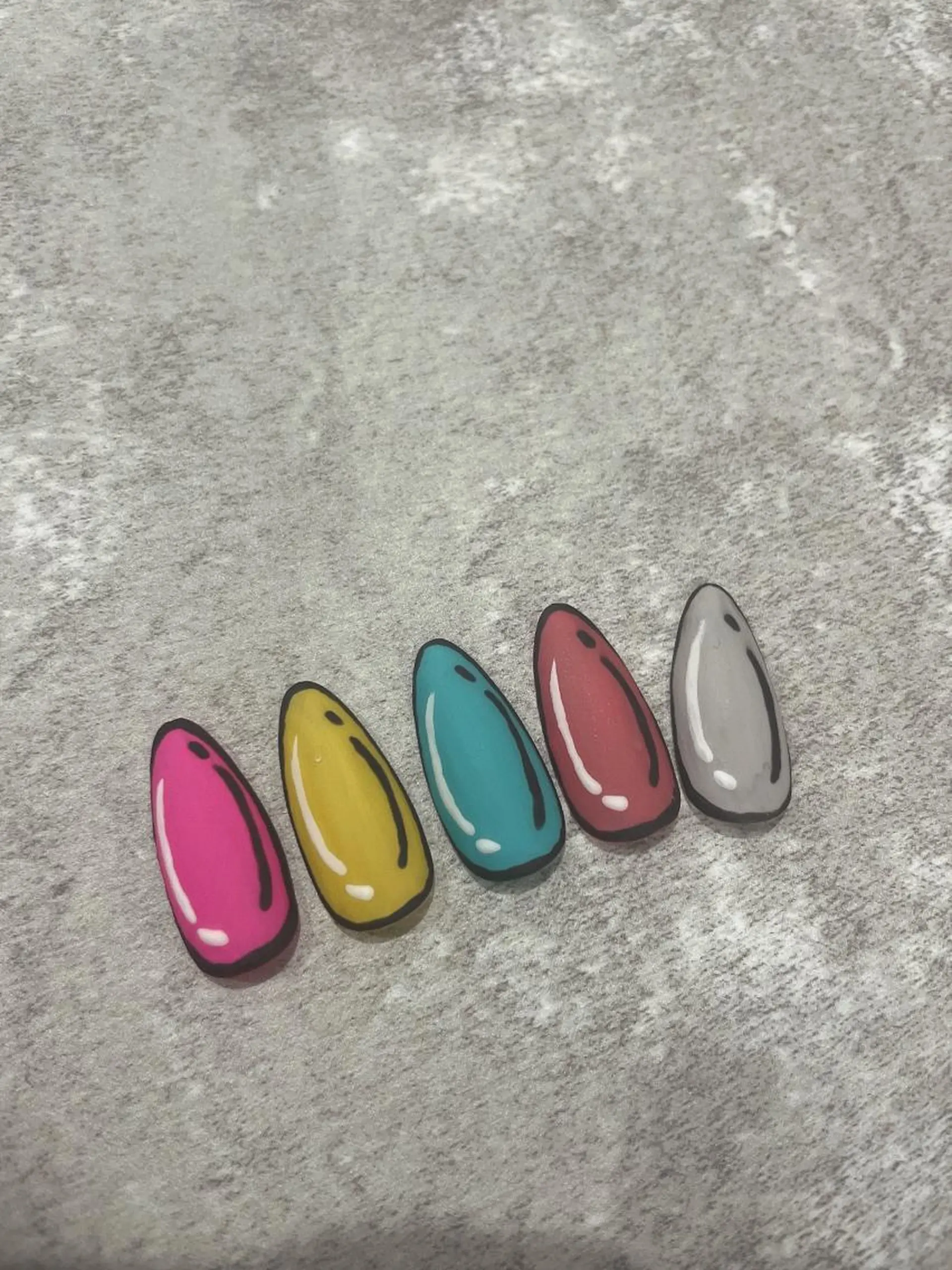 ネイル Raviliss ♡のネイルデザイン