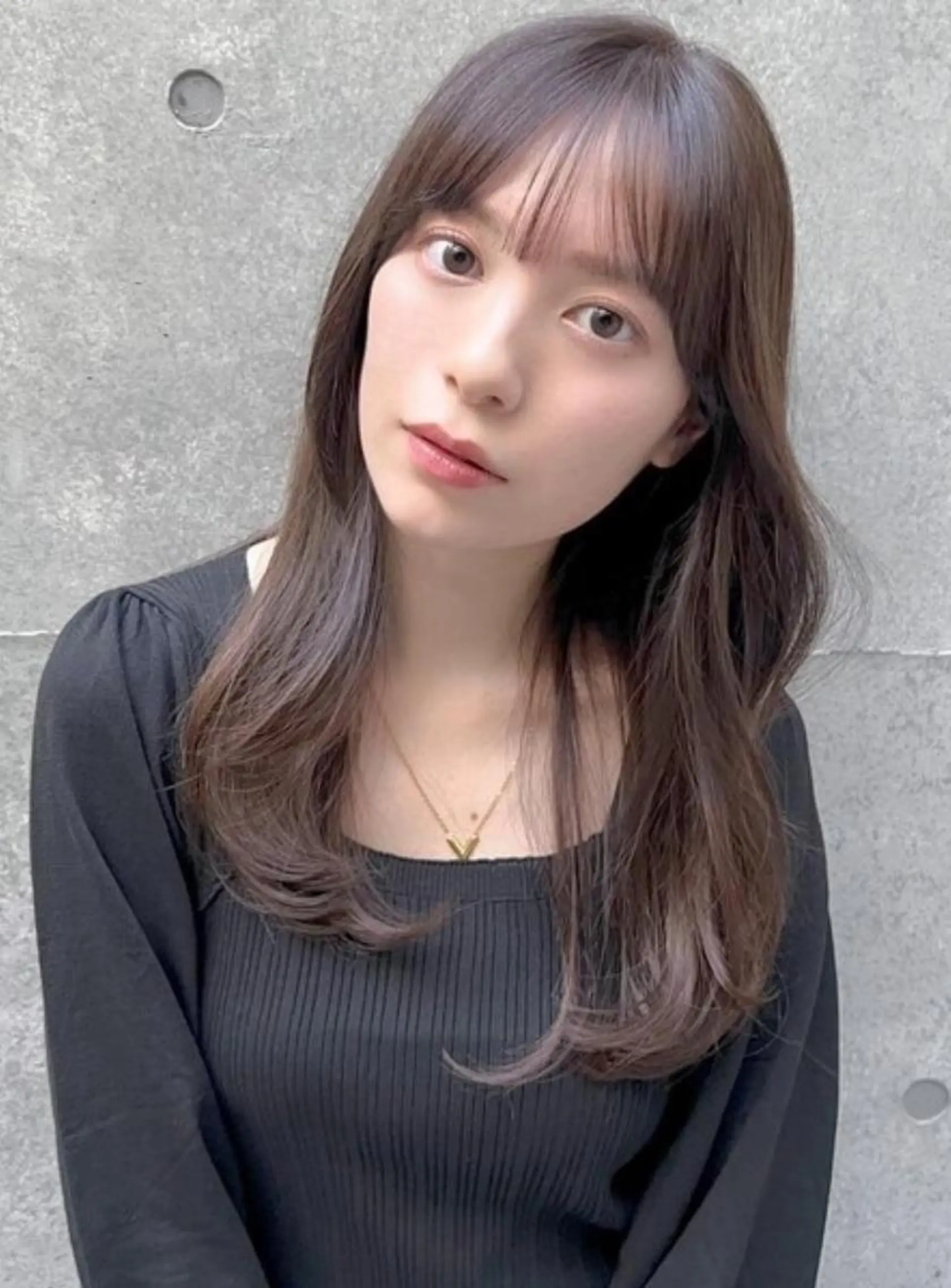 セミロング カラー 艶グレージュカラー 美髪特化美容師のヘアスタイル