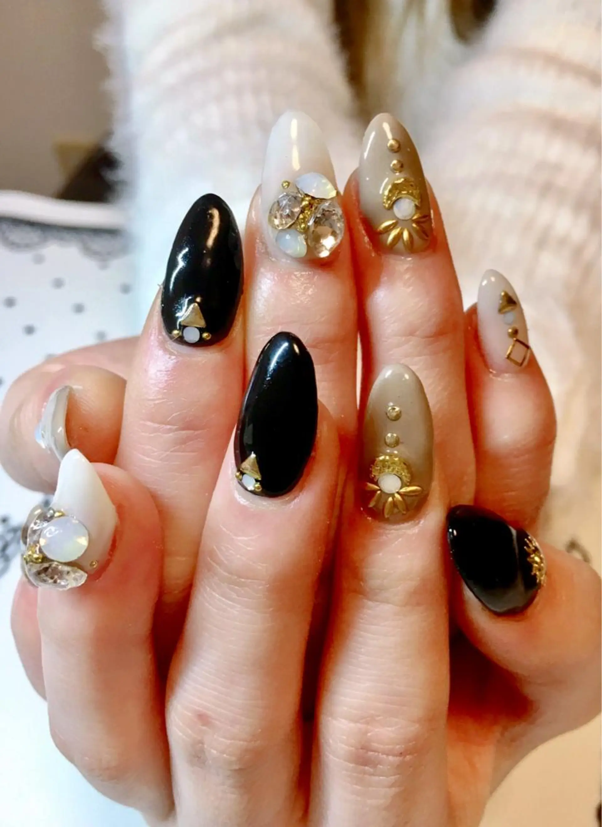 ネイル ジェルネイル スカルプネイル nailsalon sugarr所属・nailist cocoのネイルデザイン
