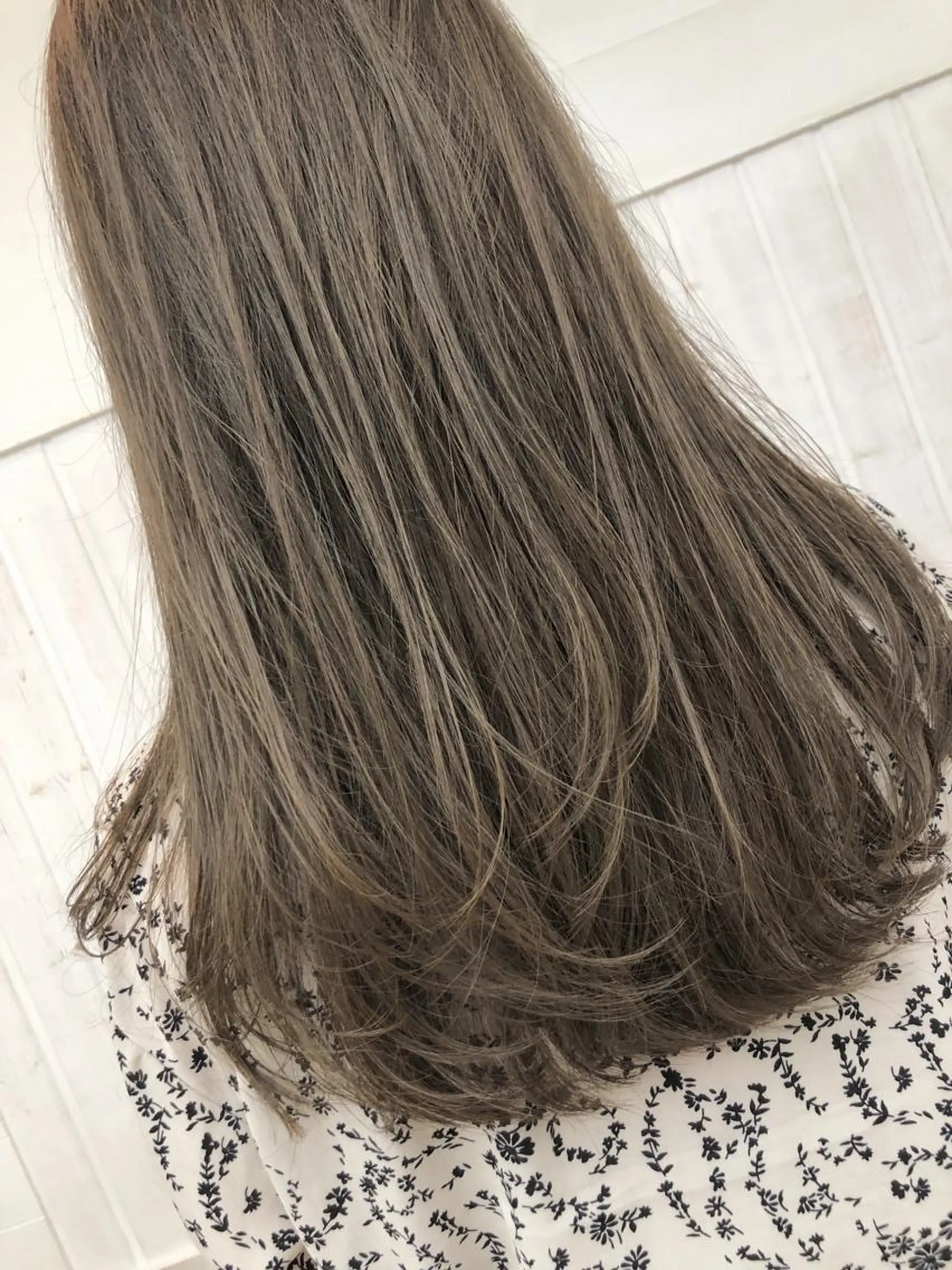 ロング カラー ヘアカラー トリートメント 前髪顔周り✂️店長 ❤️アマミヤ❤️のヘアスタイル