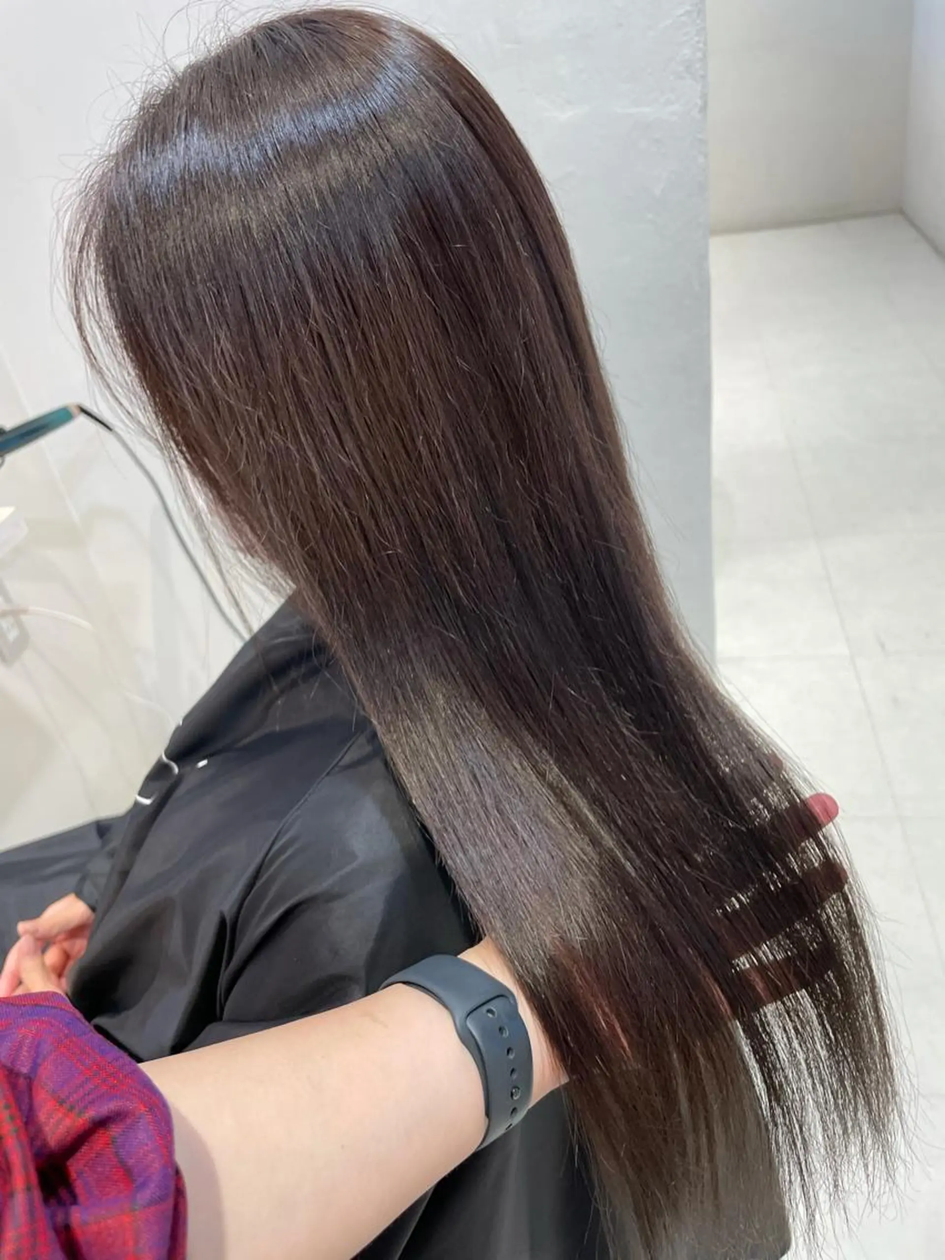 カラー 若月 あやかのヘアスタイル