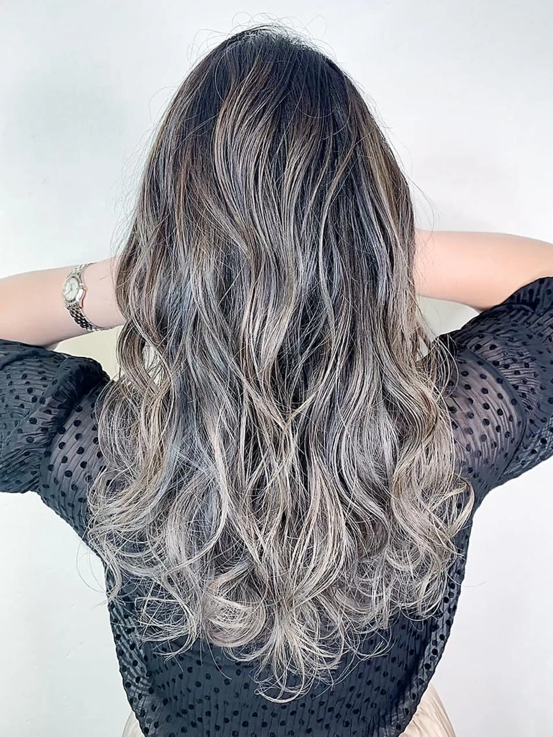 ロング カラー VIM hairおもろまち店のヘアスタイル