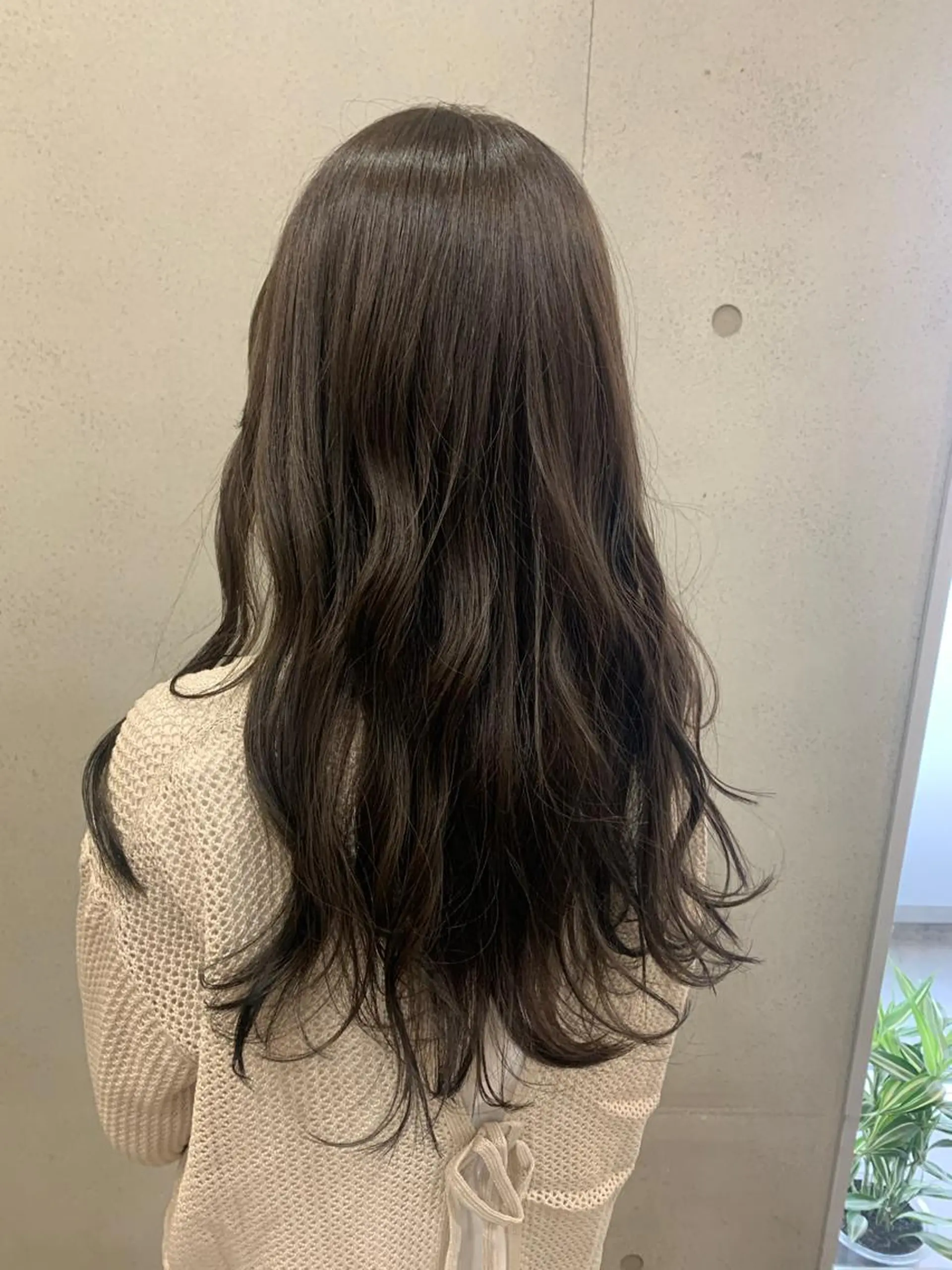 セミロング アッシュ sharon所属・おせ ちさとのヘアスタイル