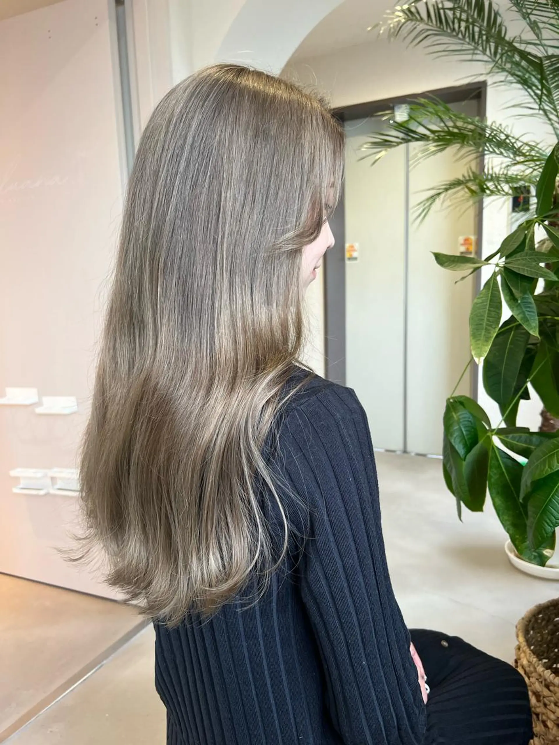 ロング ココルアナ 豊中美容室のヘアスタイル