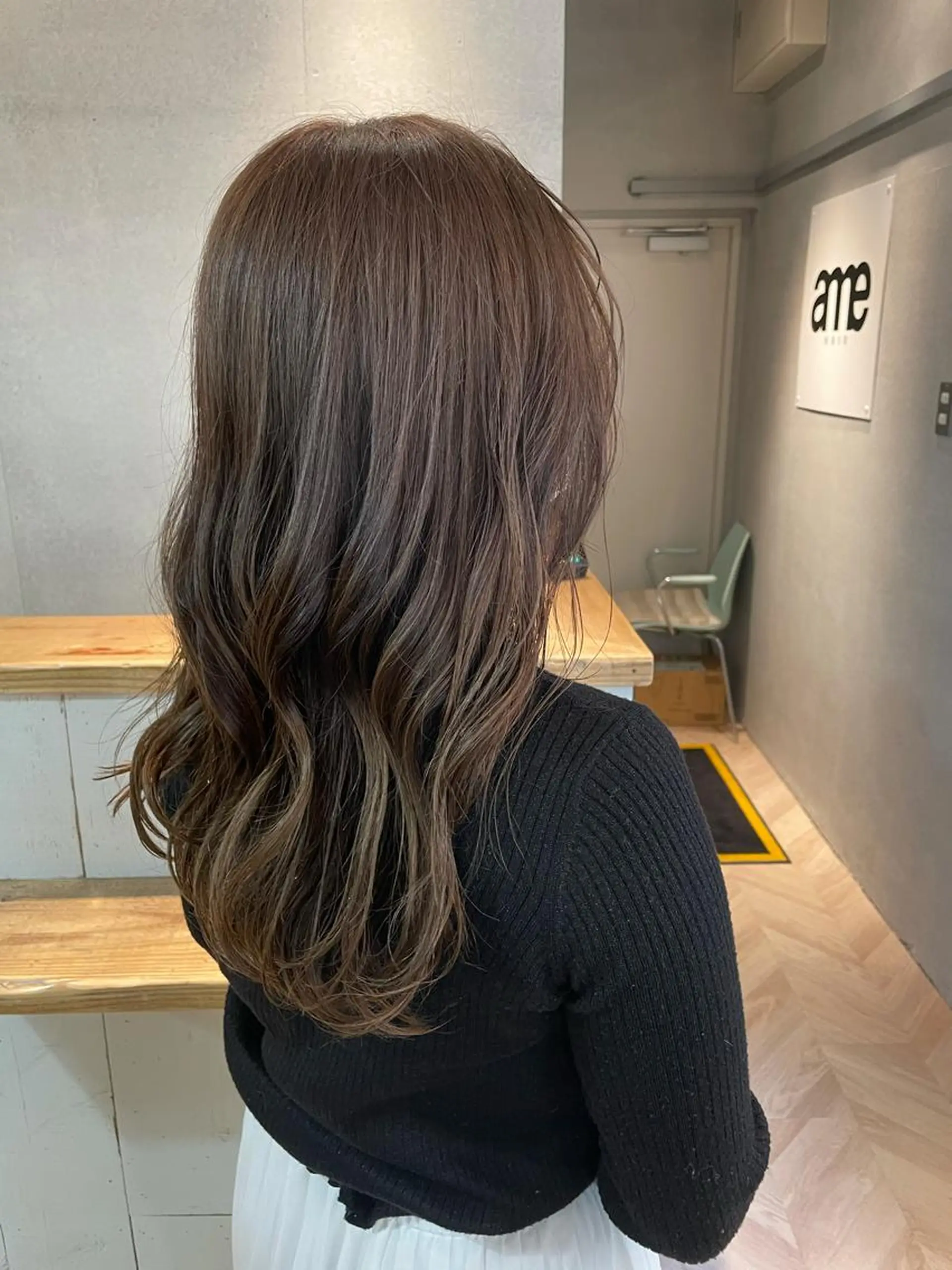 ロング カラー ベージュカラー 透明感カラー グラデーションカラー しのはら まどかのヘアスタイル