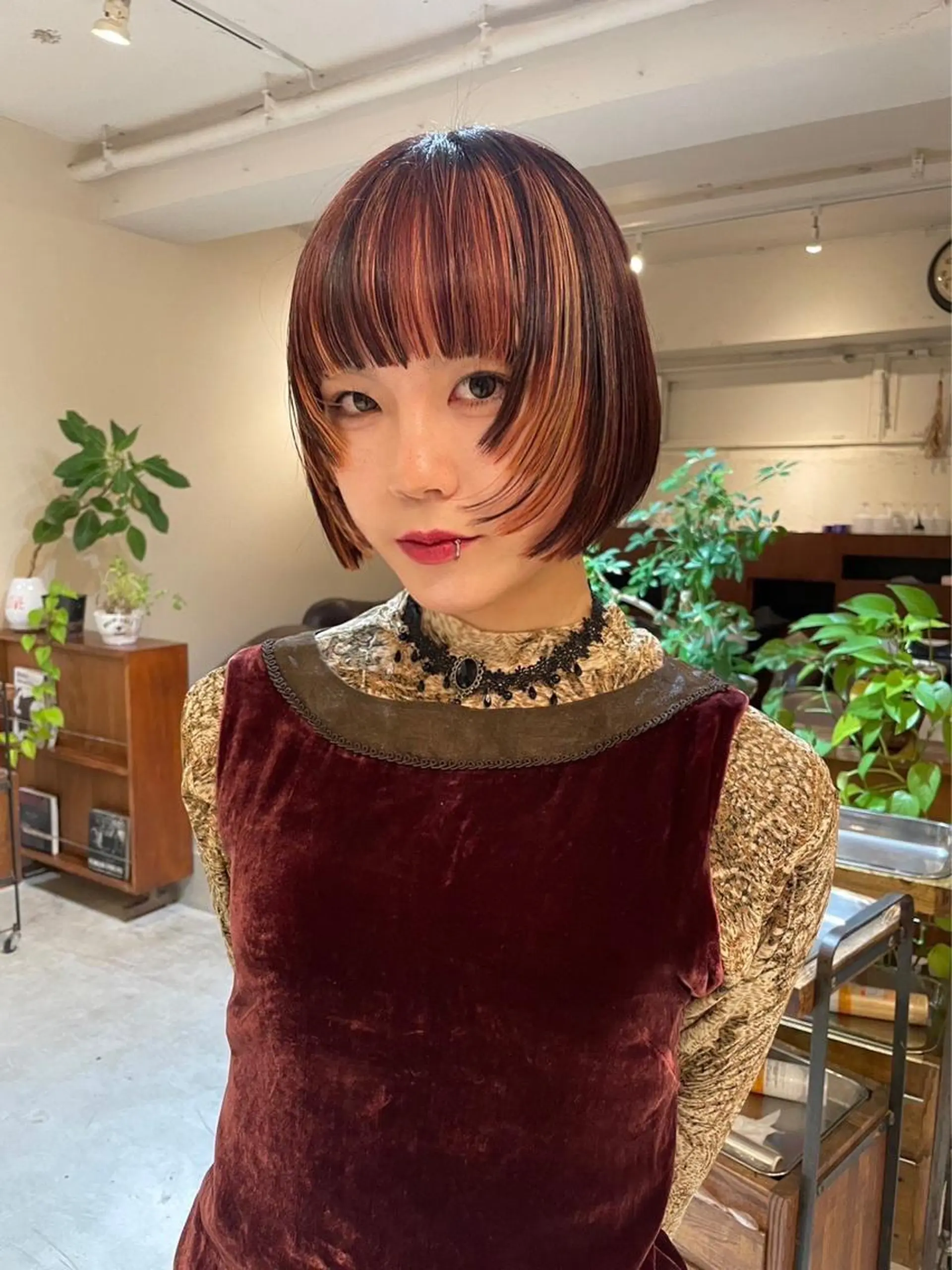 ショート カラー ブリーチ ダブルカラー ファッションに 溶け込むstyleのヘアスタイル