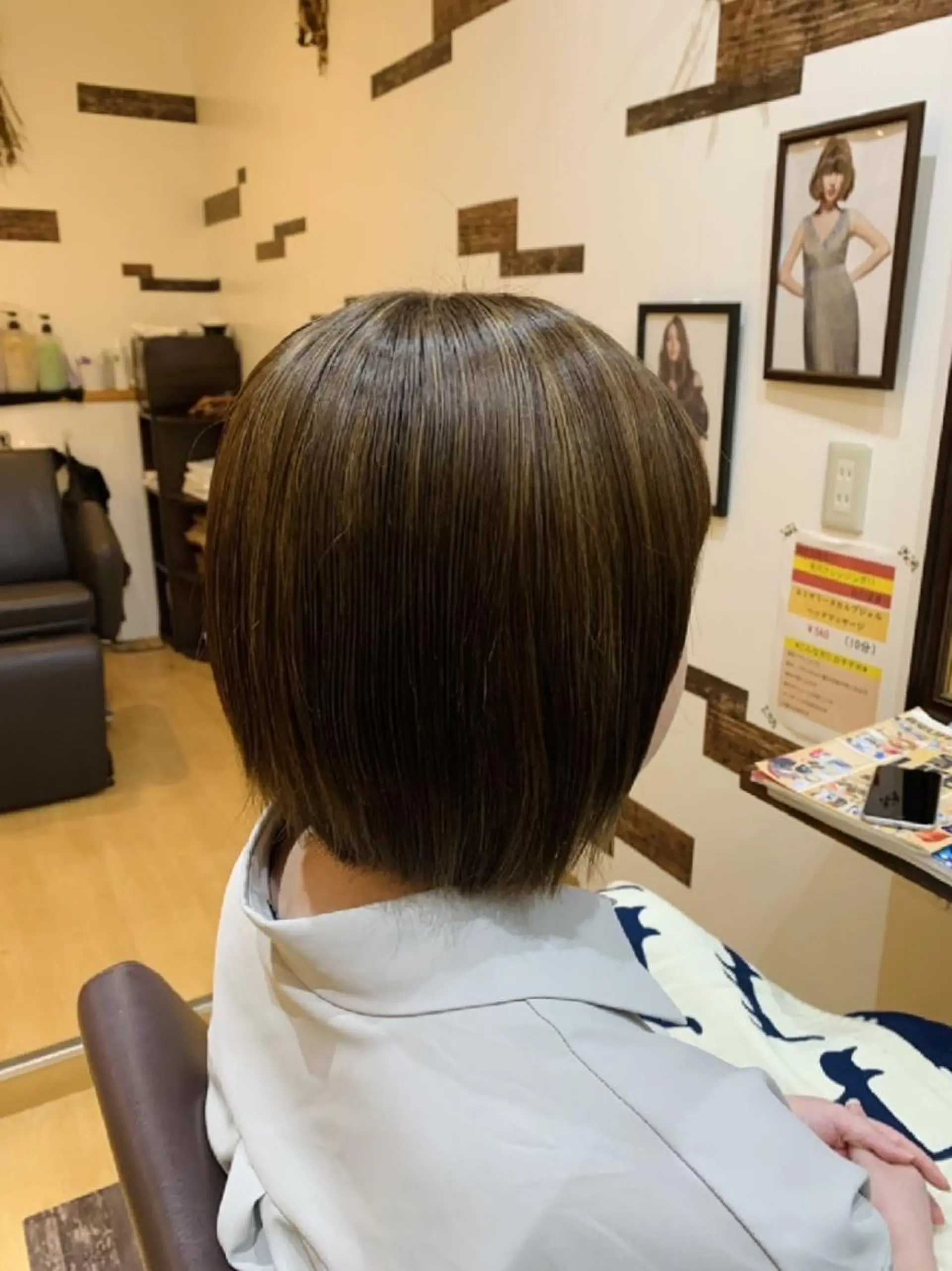 ショート カラー ベージュカラー ハイライトカラー ハイライト SUGAR所属・サトウ シューイチのヘアスタイル