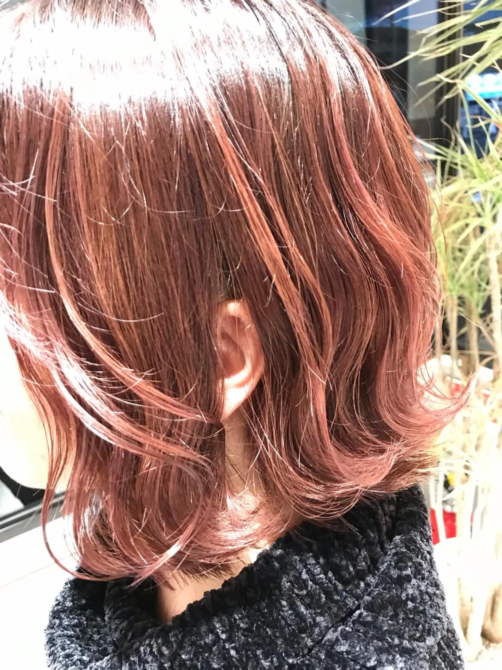 ミディアム カラー ヘアアレンジ 切りっぱなしボブ イルミナカラー ボブ 谷合 貴志のヘアスタイル