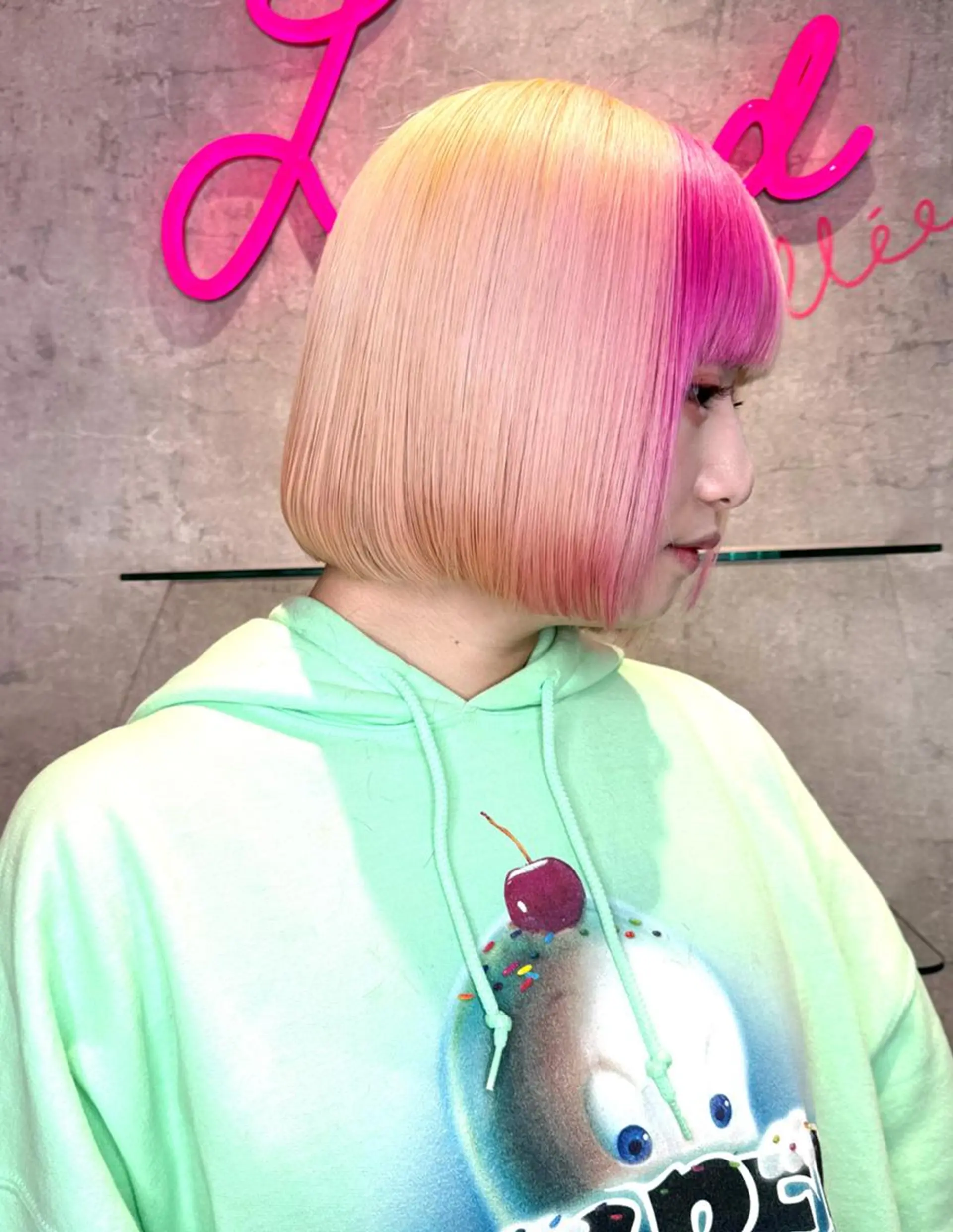 ショート カラー ブリーチ ボブ 髪質改善 縮毛矯正 カット ヘアカラー トリートメント 🌹艶ボブの達人🌹 SYOHEIのヘアスタイル