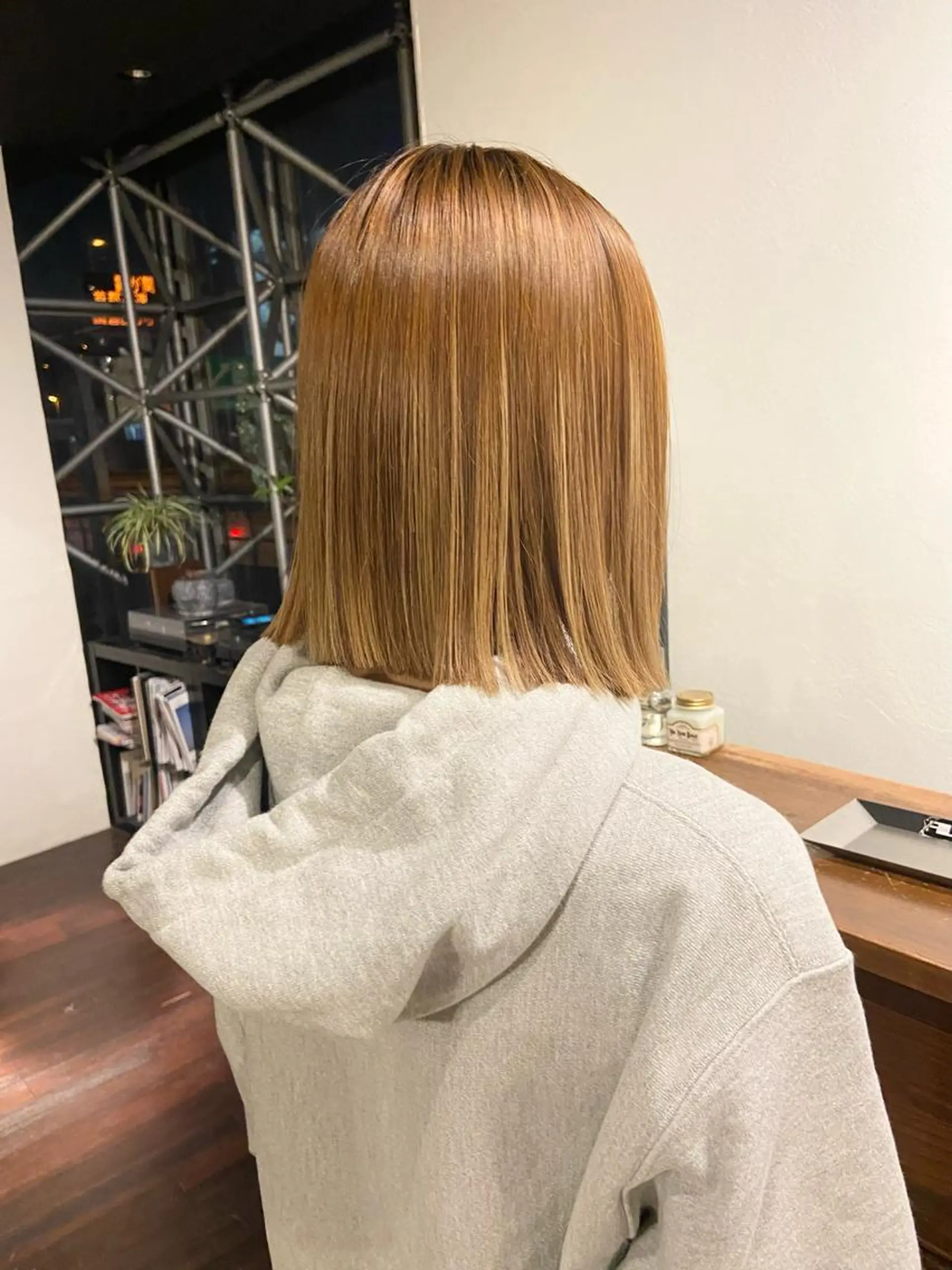ショート カット ヘアカラー トリートメント aW HAIRカンノ カナエのヘアスタイル