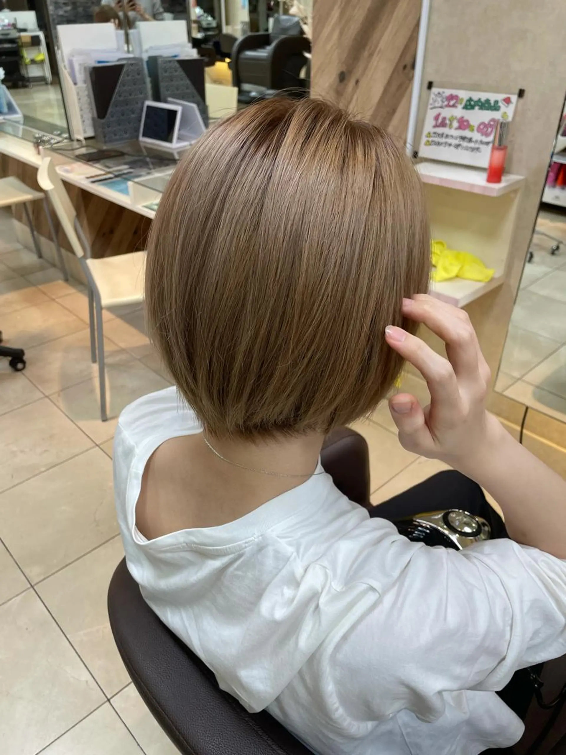 ショート N+所属・前田 菜奈子のヘアスタイル