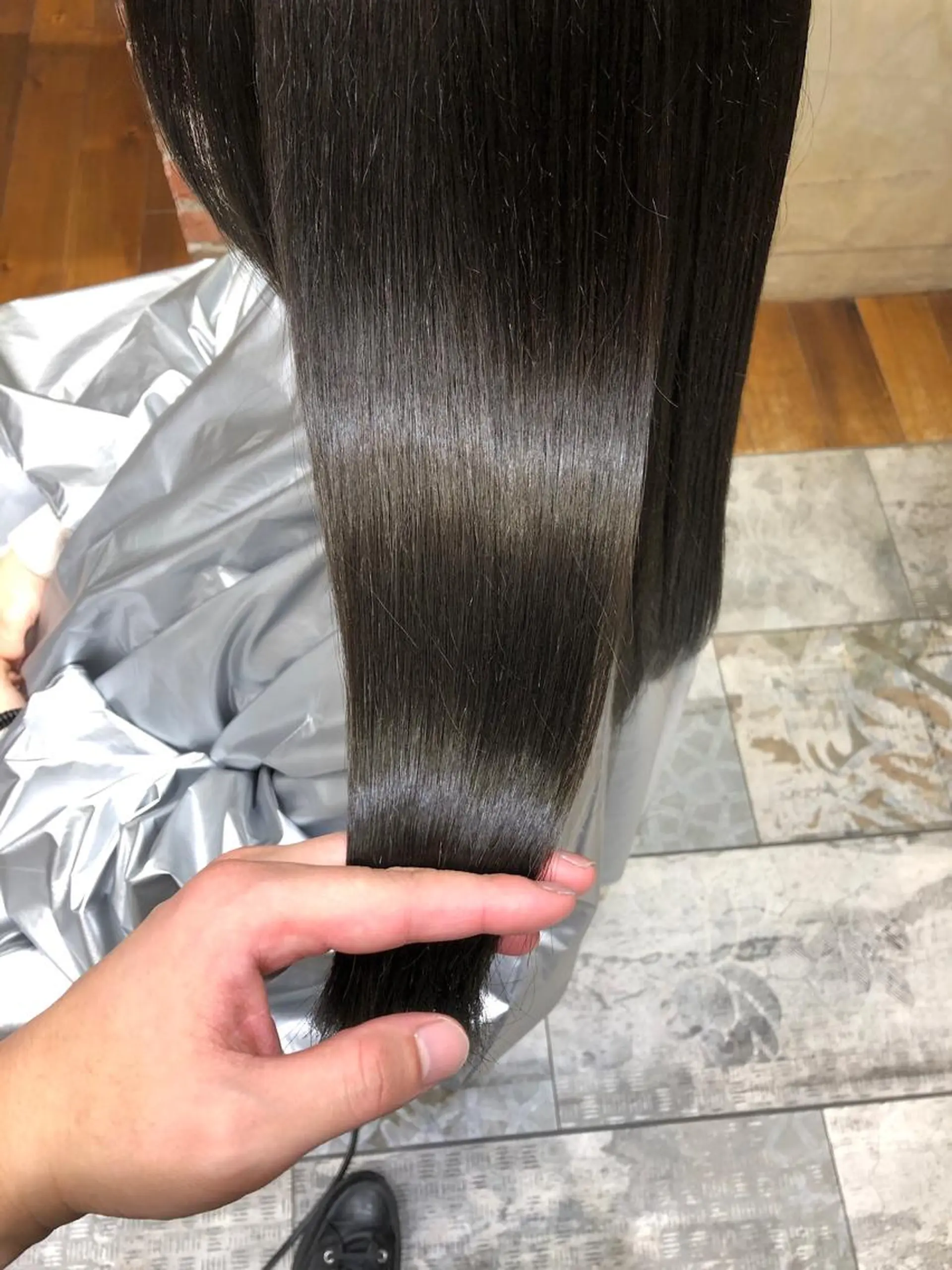 セミロング くびれヘア ハイライト 髪質改善 レイヤーカット カット ヘアカラー 縮毛矯正 トリートメント 新宿✨顔周りカット 韓国ヘア/坂本亜裟海のヘアスタイル