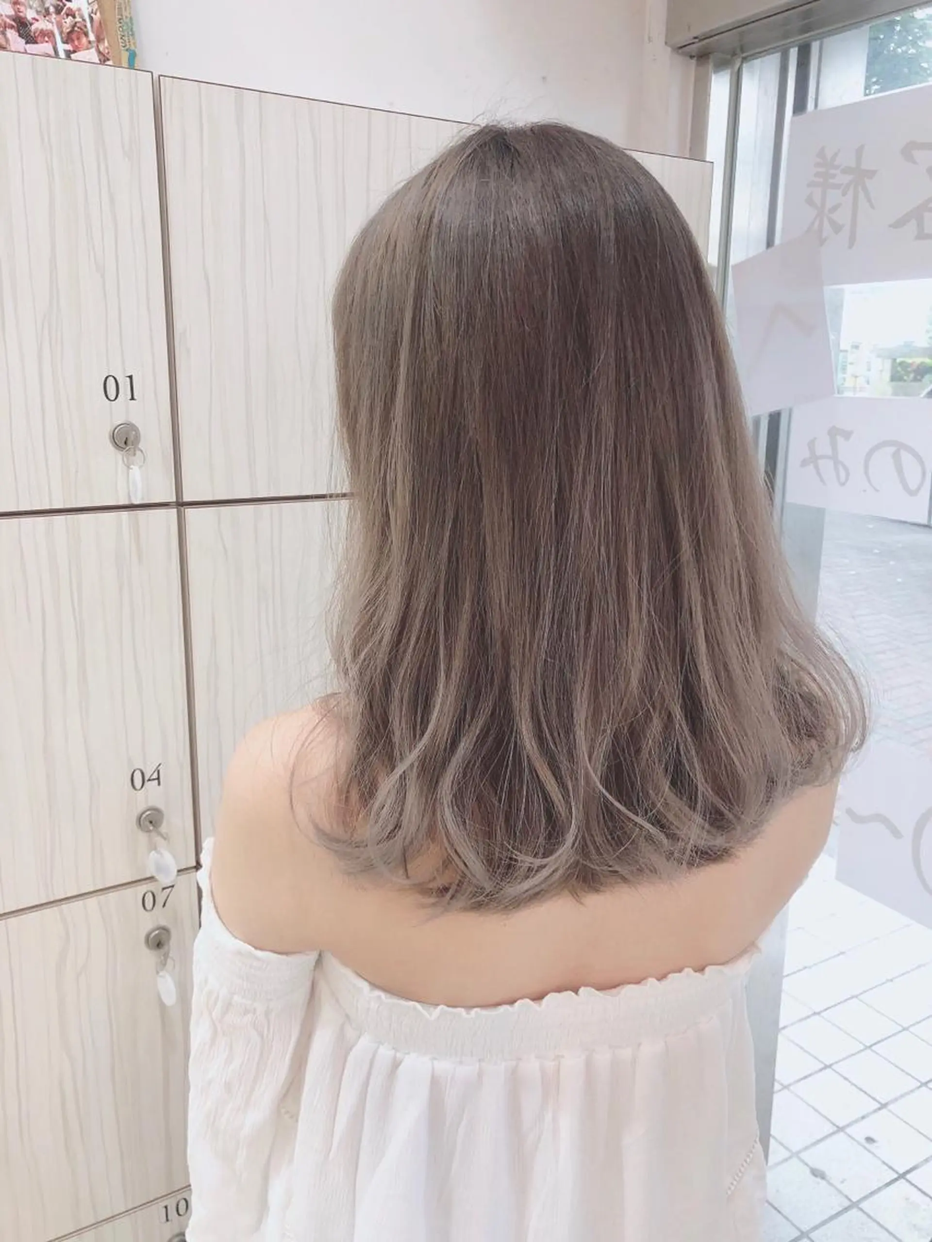 セミロング カラー ブリーチ ヘアカラー 🤎ベージュカラー/ 髪質改善/山岸🤎のヘアスタイル