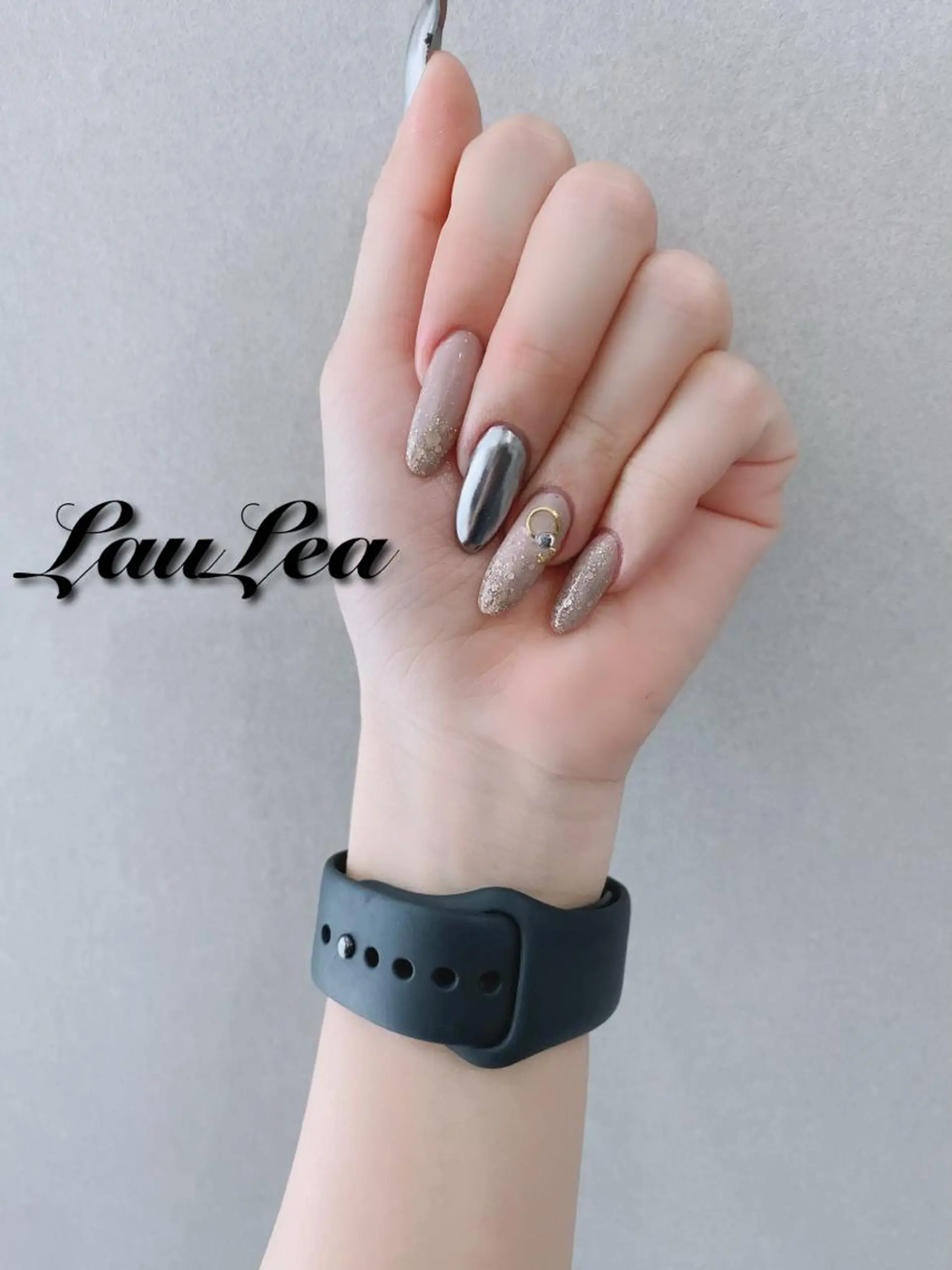 ネイル ラメ(グリッター) ミラーネイル LauLea eyelash&nail salon所属・LauLea nailのネイルデザイン