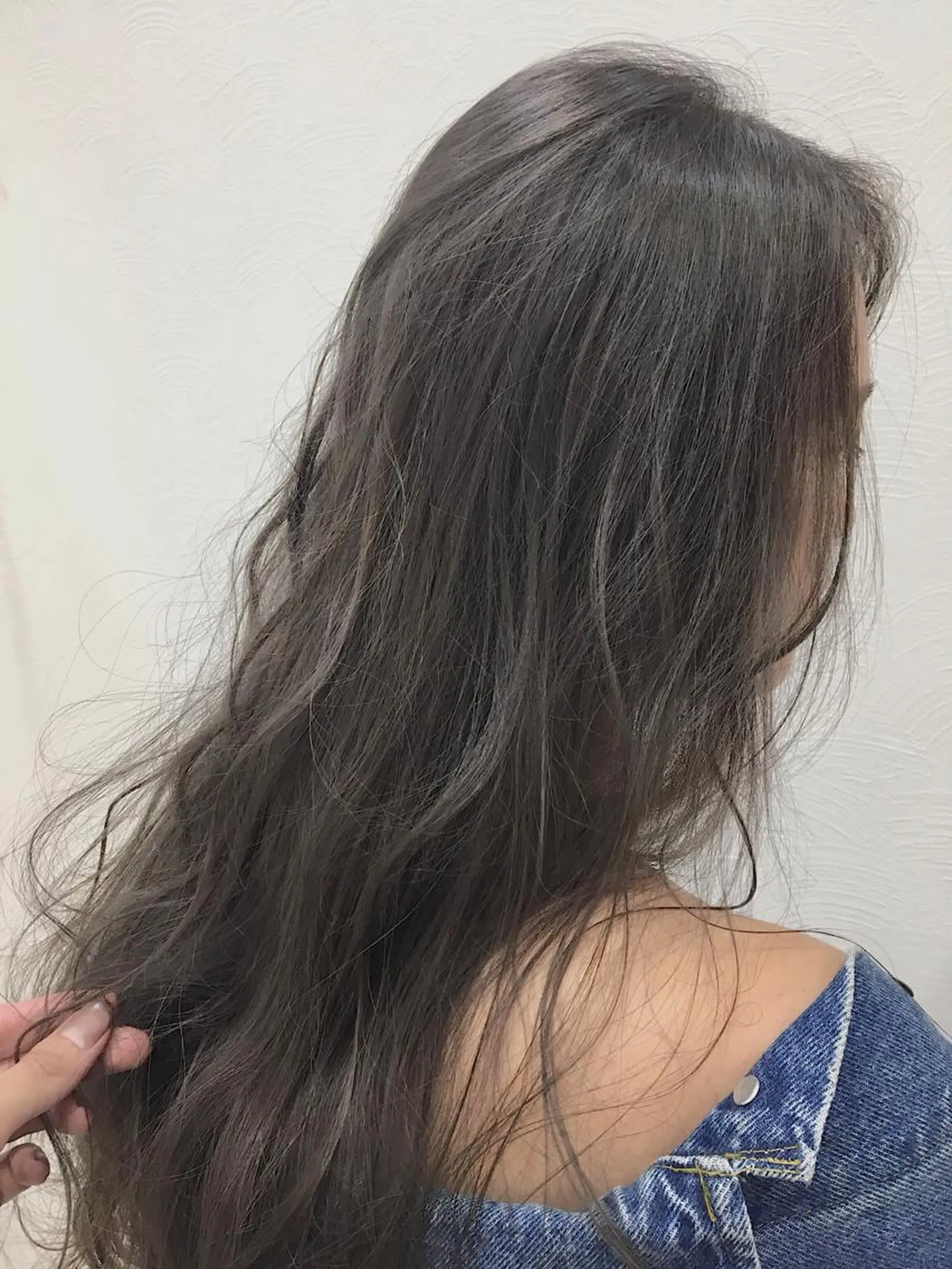 ロング カラー グレージュ SAKURA 原宿所属・なかの たくみのヘアスタイル