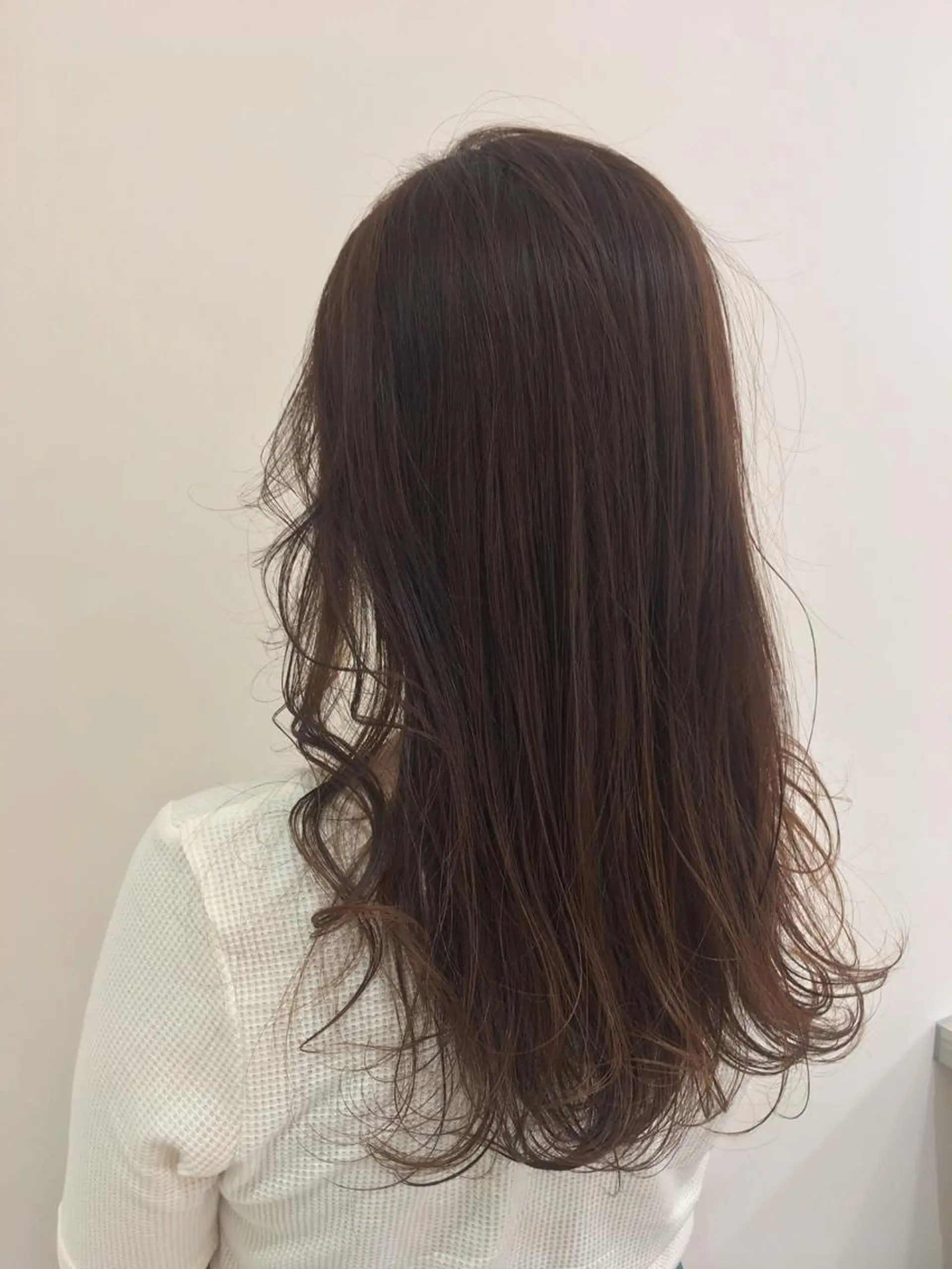 セミロング カラー パーマ ヘアアレンジ ネイル マツエク・マツパ 💎耳ツボジュエリー ×銀座美容室💎のヘアスタイル