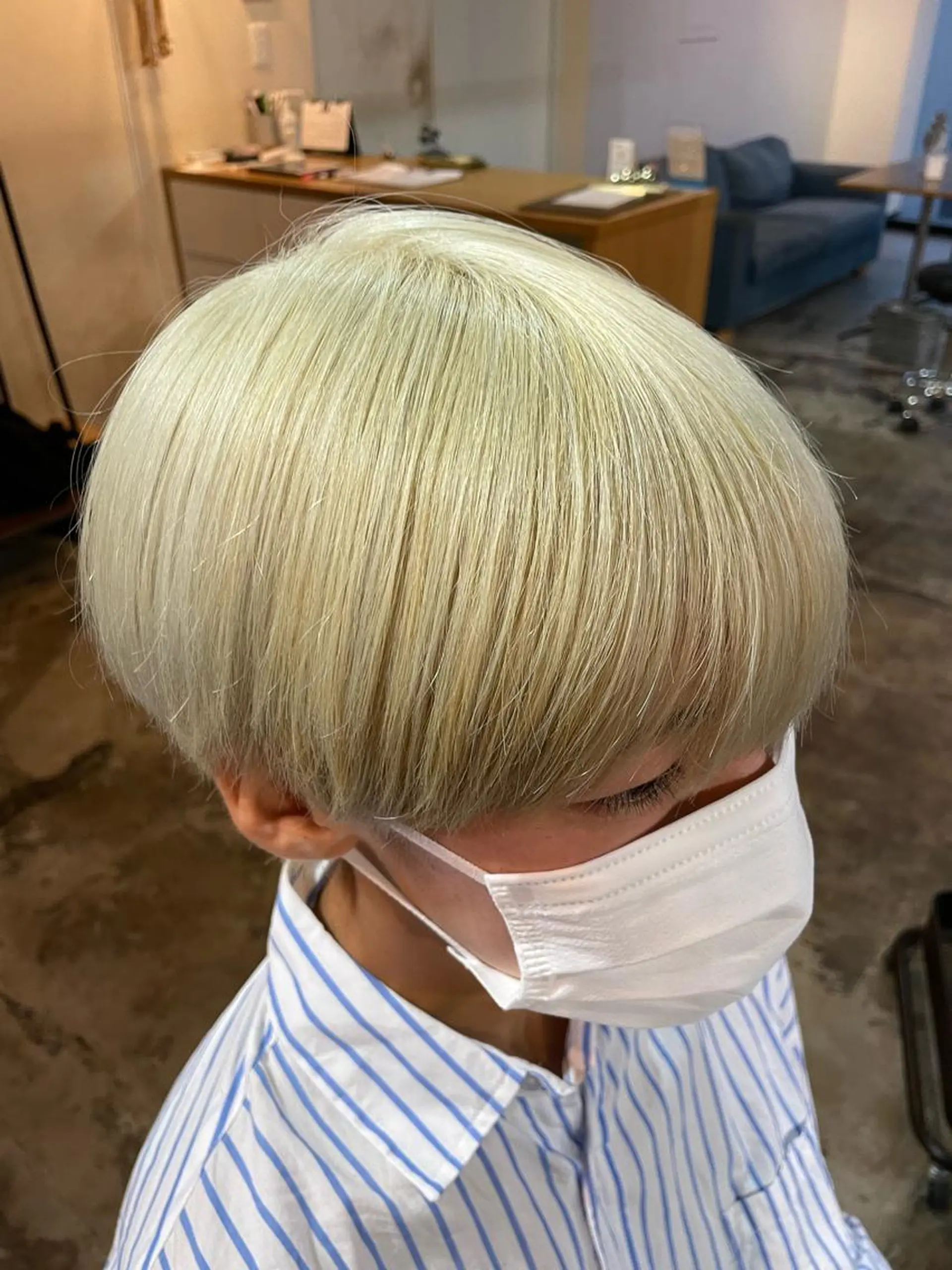 ショート カラー メンズ メンズインナーカラー ベージュカラー イヤリングカラー インナーカラー ボブ La fith hair ray所属・メンズ/パーマ/ ブリーチ/KAITOのヘアスタイル