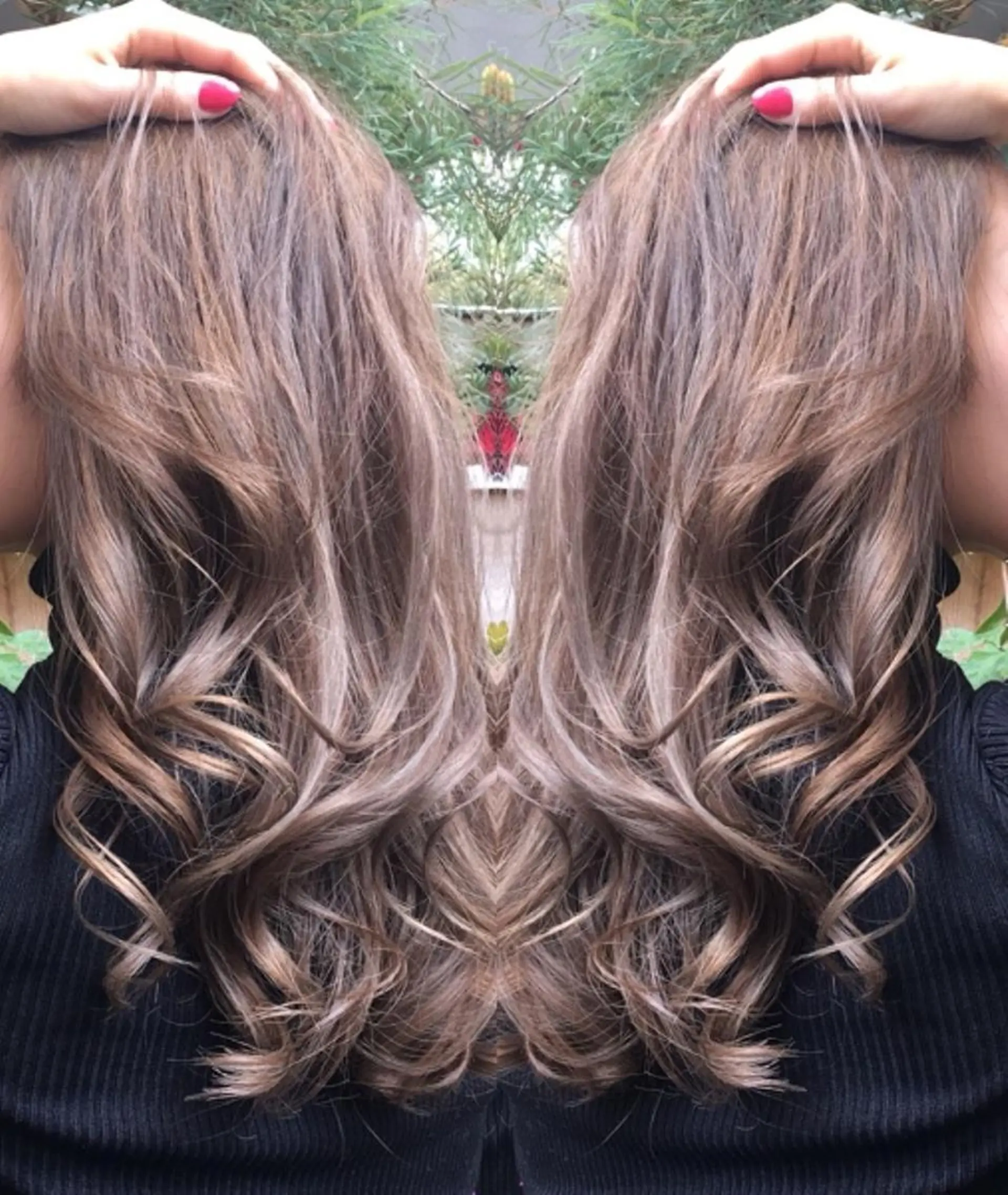 ロング カラー パーマ ヘアアレンジ Device ディバイスのヘアスタイル