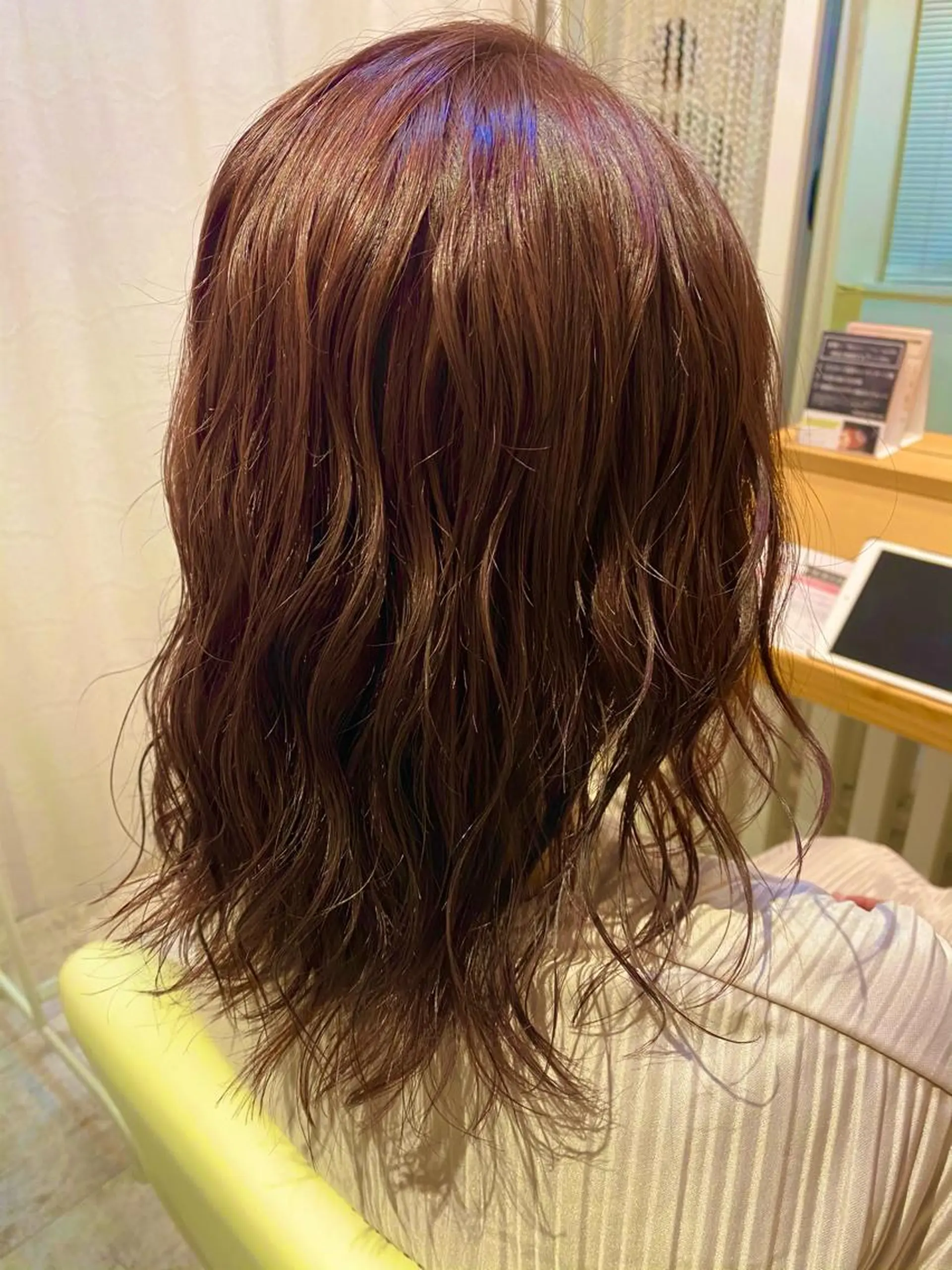 セミロング カラー ヘアアレンジ Design Color🐰アユミのヘアスタイル