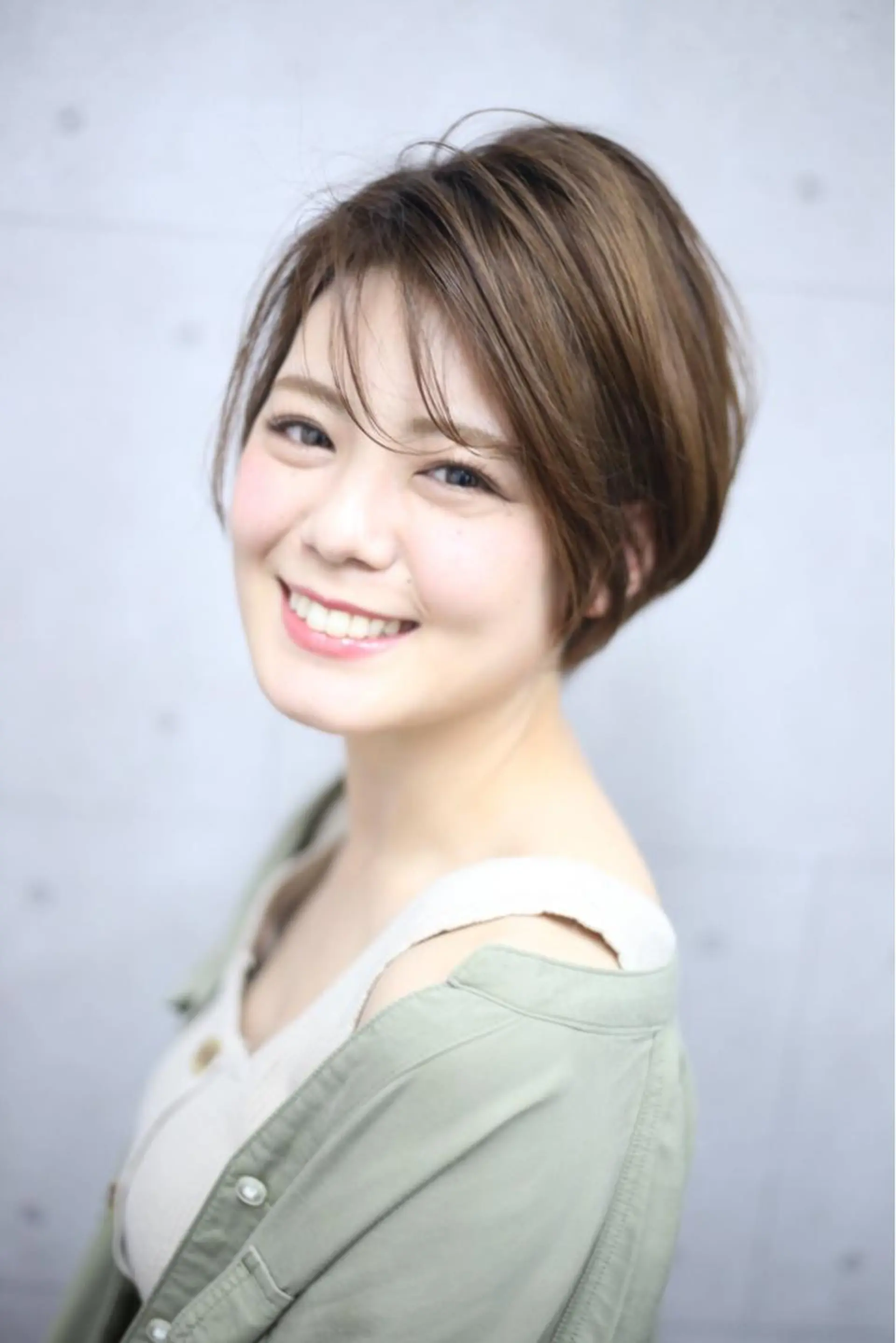 ショート ショートボブ ボブ 髪質改善 韓国風ヘア シースルーバング カット ヘアカラー トリートメント ヘアセット BACANCES〜バカンス〜所属・👑👑👑👑工藤 敬👑👑👑👑のヘアスタイル