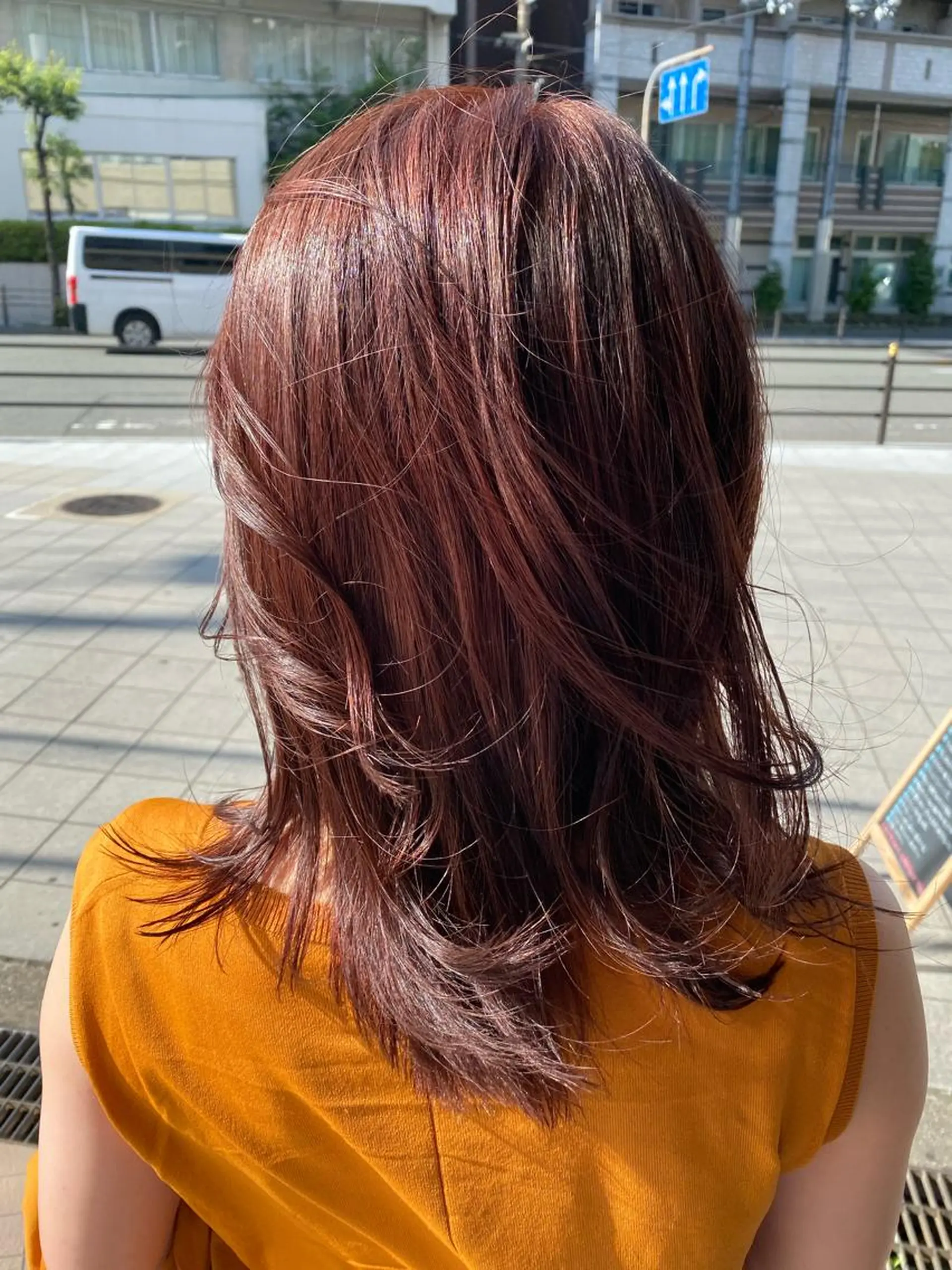 セミロング カラー カット ヘアカラー トリートメント 髪質改善 大内翔太のヘアスタイル