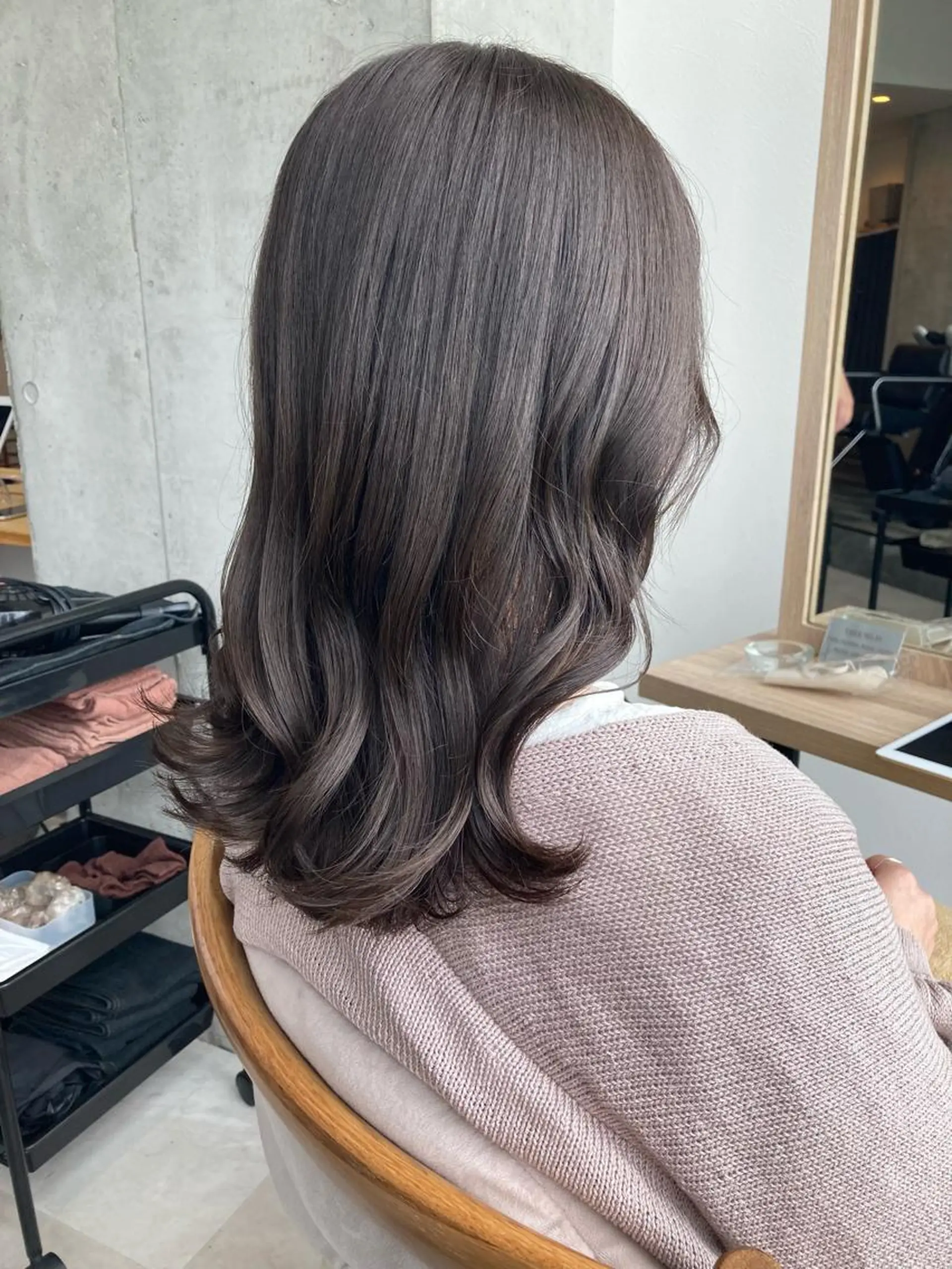 ミディアム カット ヘアカラー トリートメント ✨色持ちの良い艶 カラー✨蟹江真世のヘアスタイル