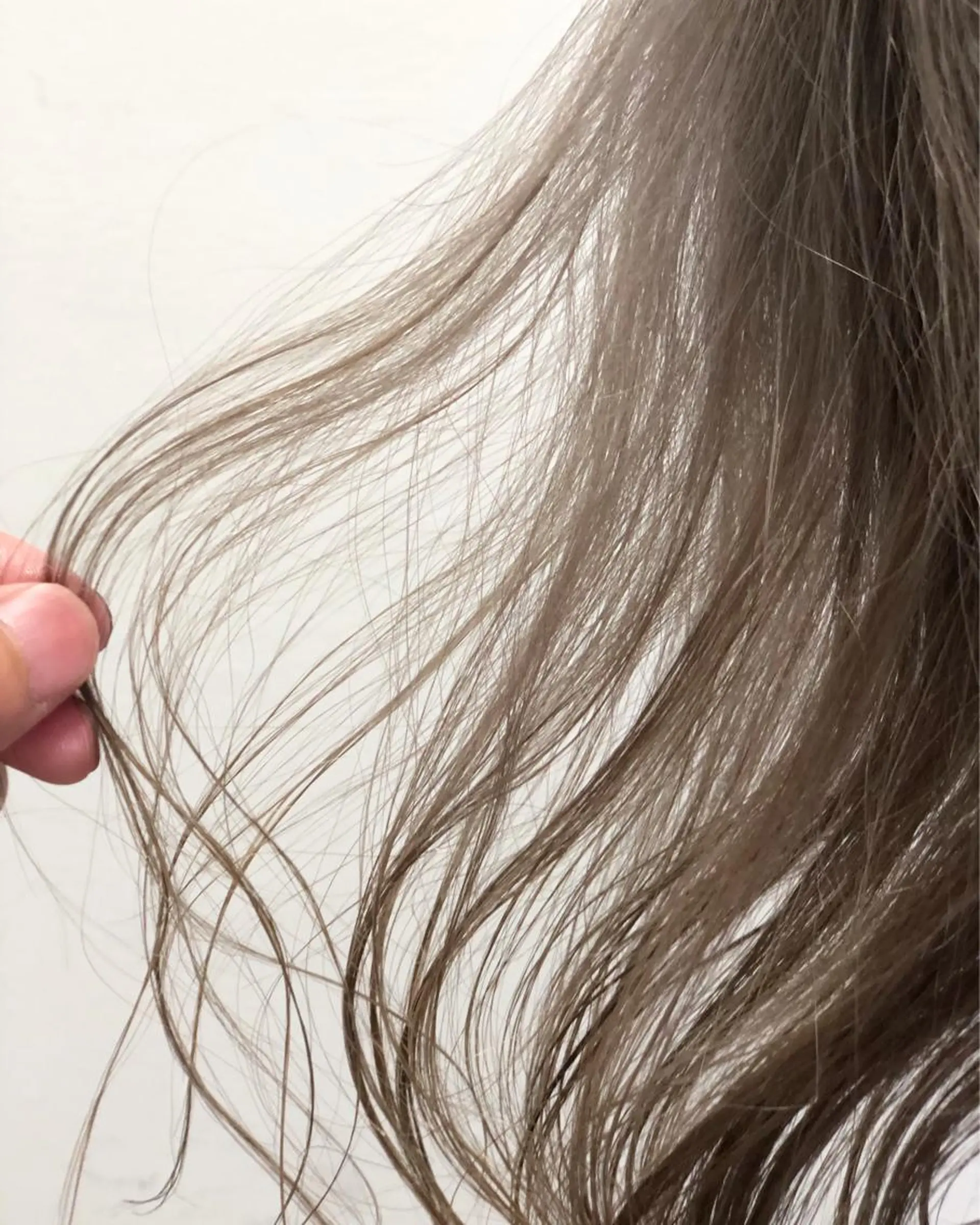 ミディアム カラー ベージュカラー ヘアカラー トリートメント Tao所属・藤川 大智のヘアスタイル