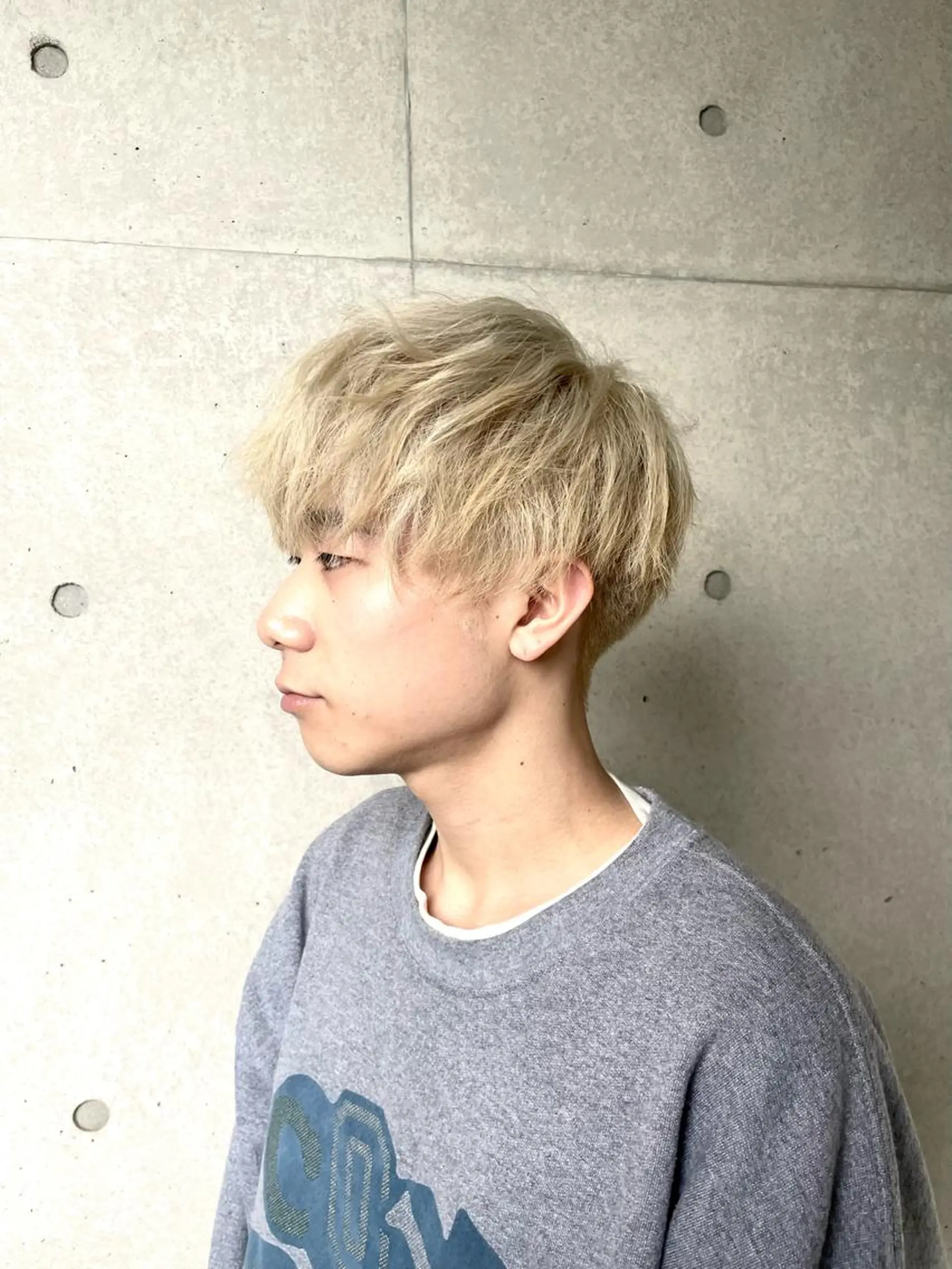 ショート カラー メンズ 堀田 結香のヘアスタイル