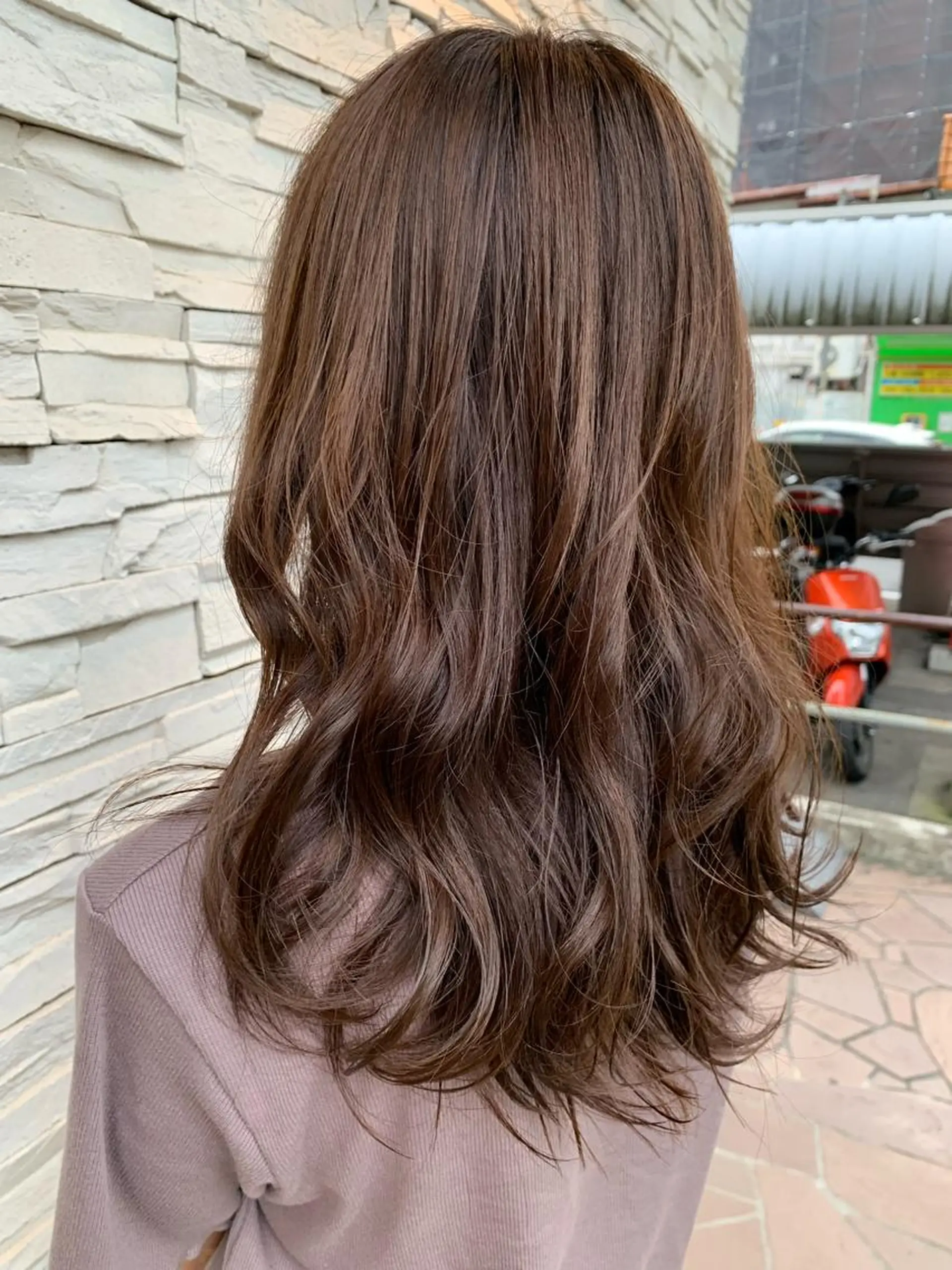 ロング ヘアカラー ゆうき あすかのヘアスタイル