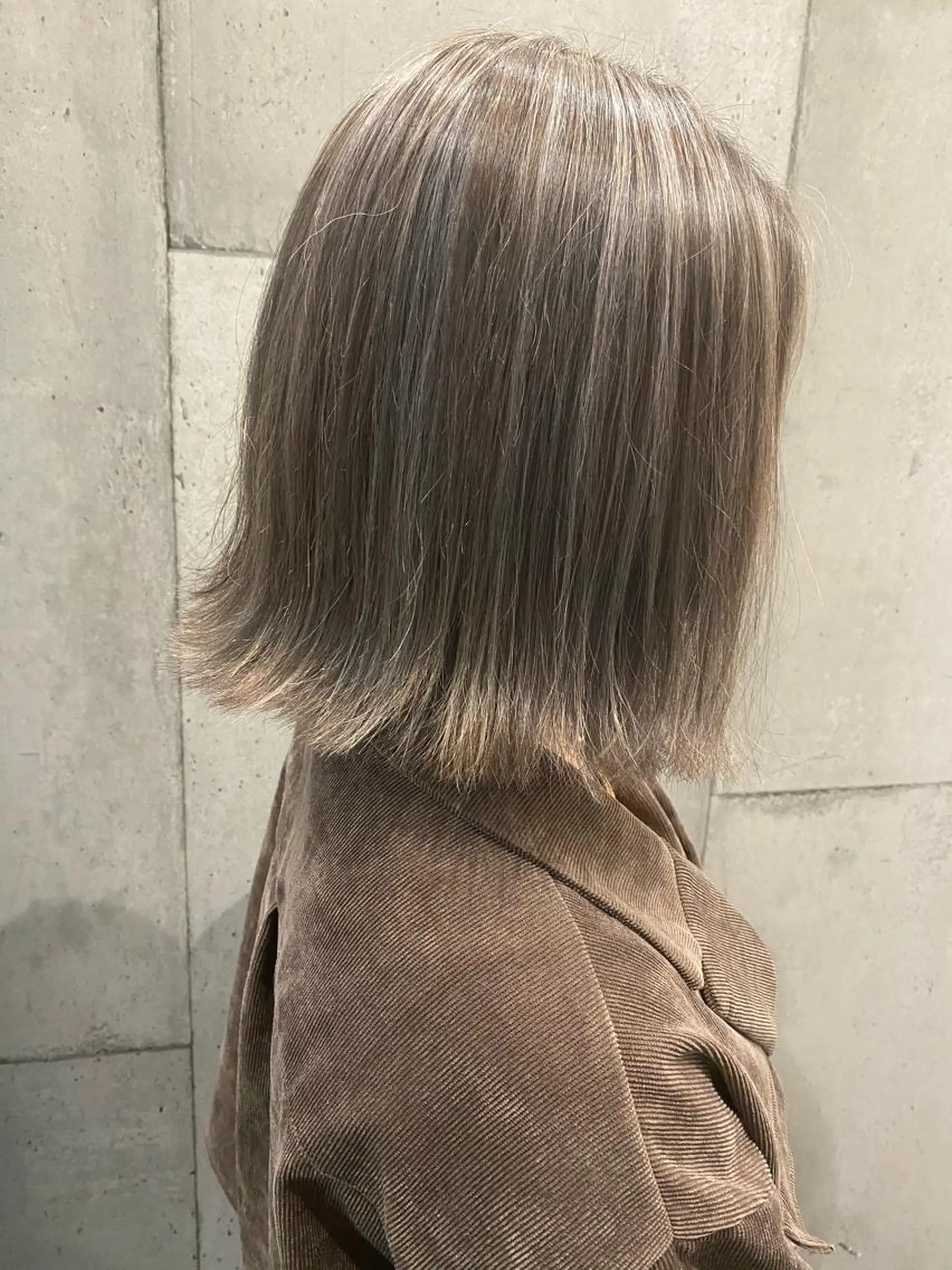 ミディアム カラー ブリーチ 透明感カラー ハイライトカラー ハイライト カット ヘアカラー hair  space Atoz所属・東 寛道のヘアスタイル