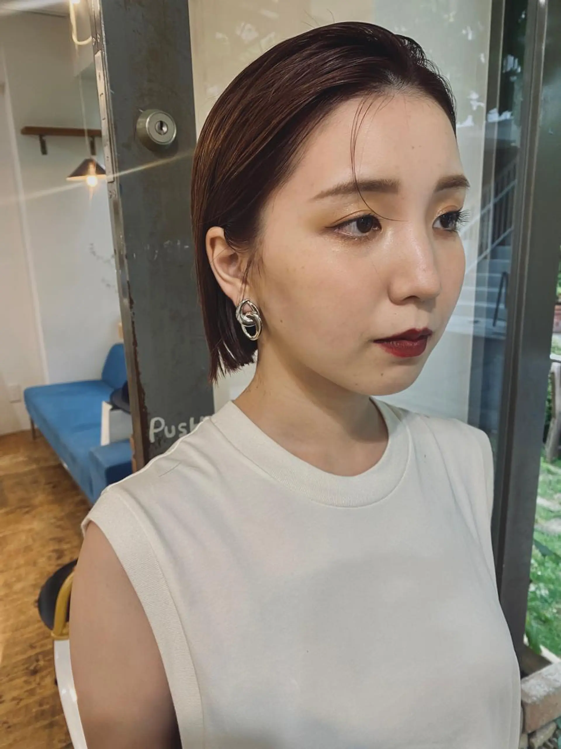 ショート ボブ カット ヘアカラー rosso-sante所属・坂口 拓魅のヘアスタイル