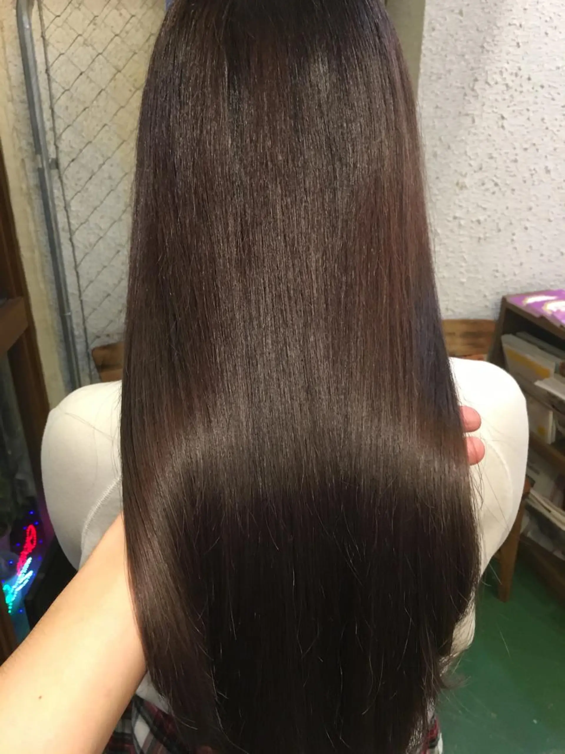 ロング カラー ピンクカラー 髪質改善 トリートメント メンズ眉毛ITSUK Iメンズ専門　新宿の眉毛・アイブロウイメージ