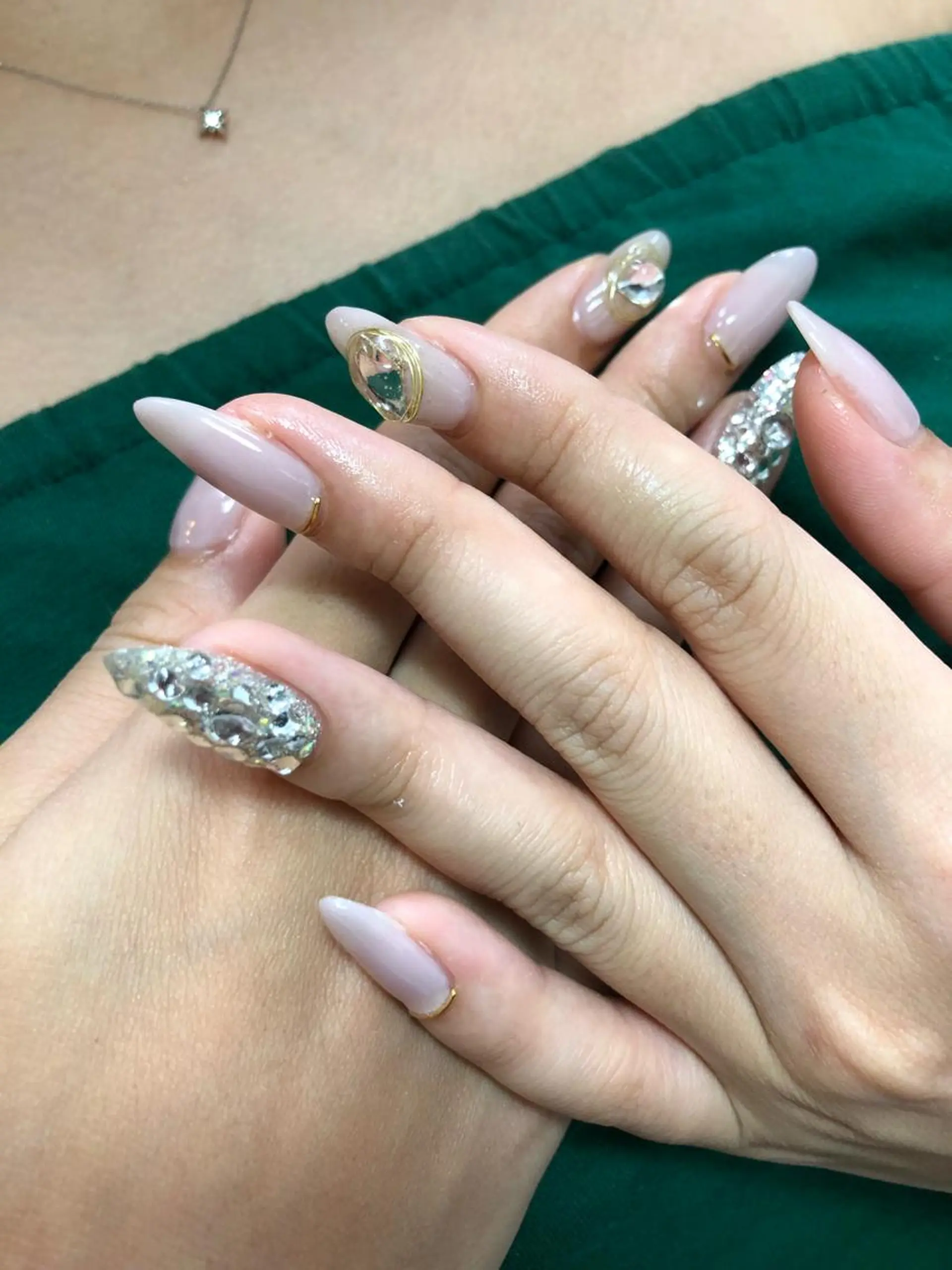 ネイル ハンドネイル 石原 夕華のネイルデザイン