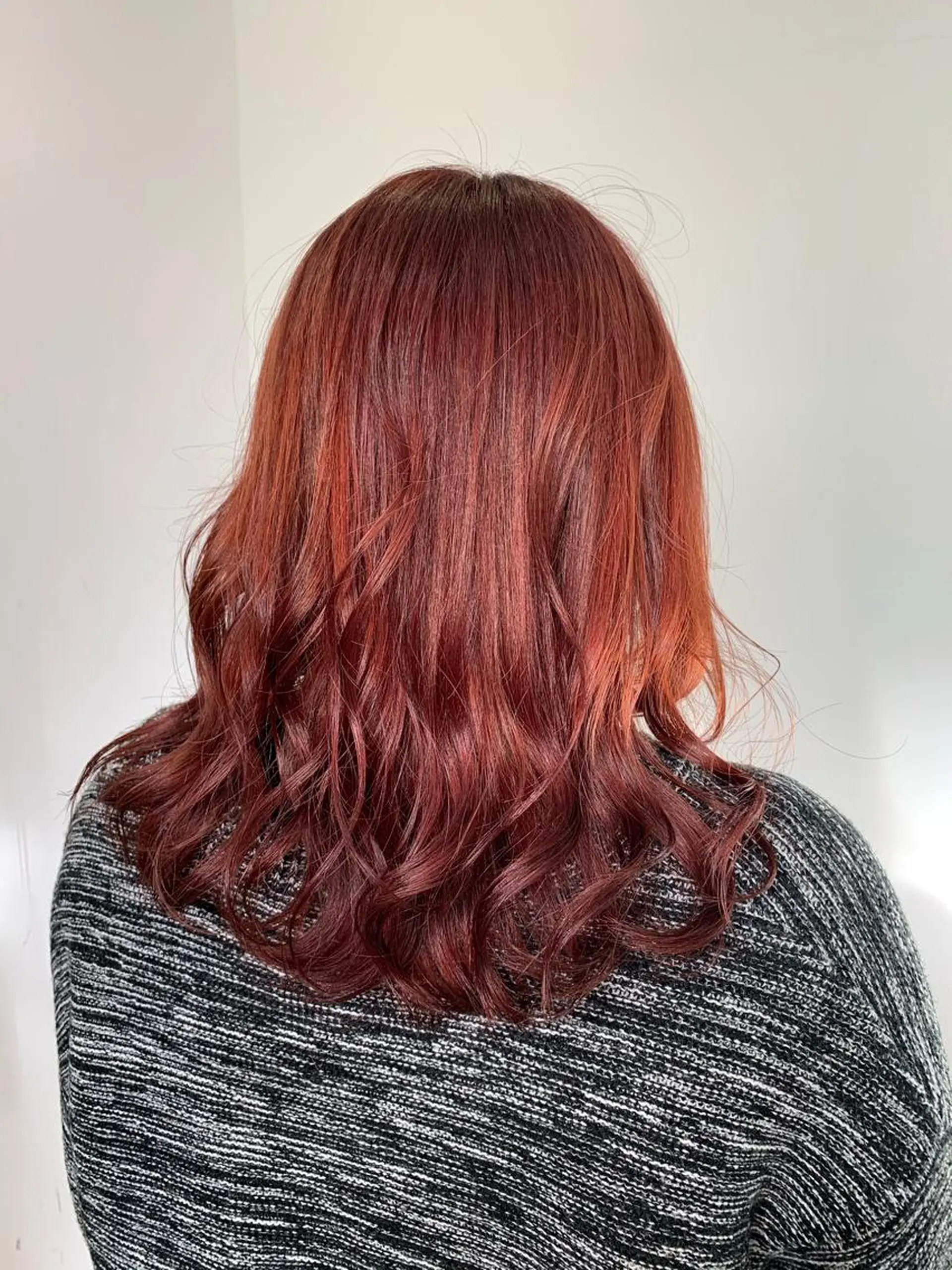 ミディアム カラー 縮毛矯正/髪質改善 /韓国風　山川春輝のヘアスタイル