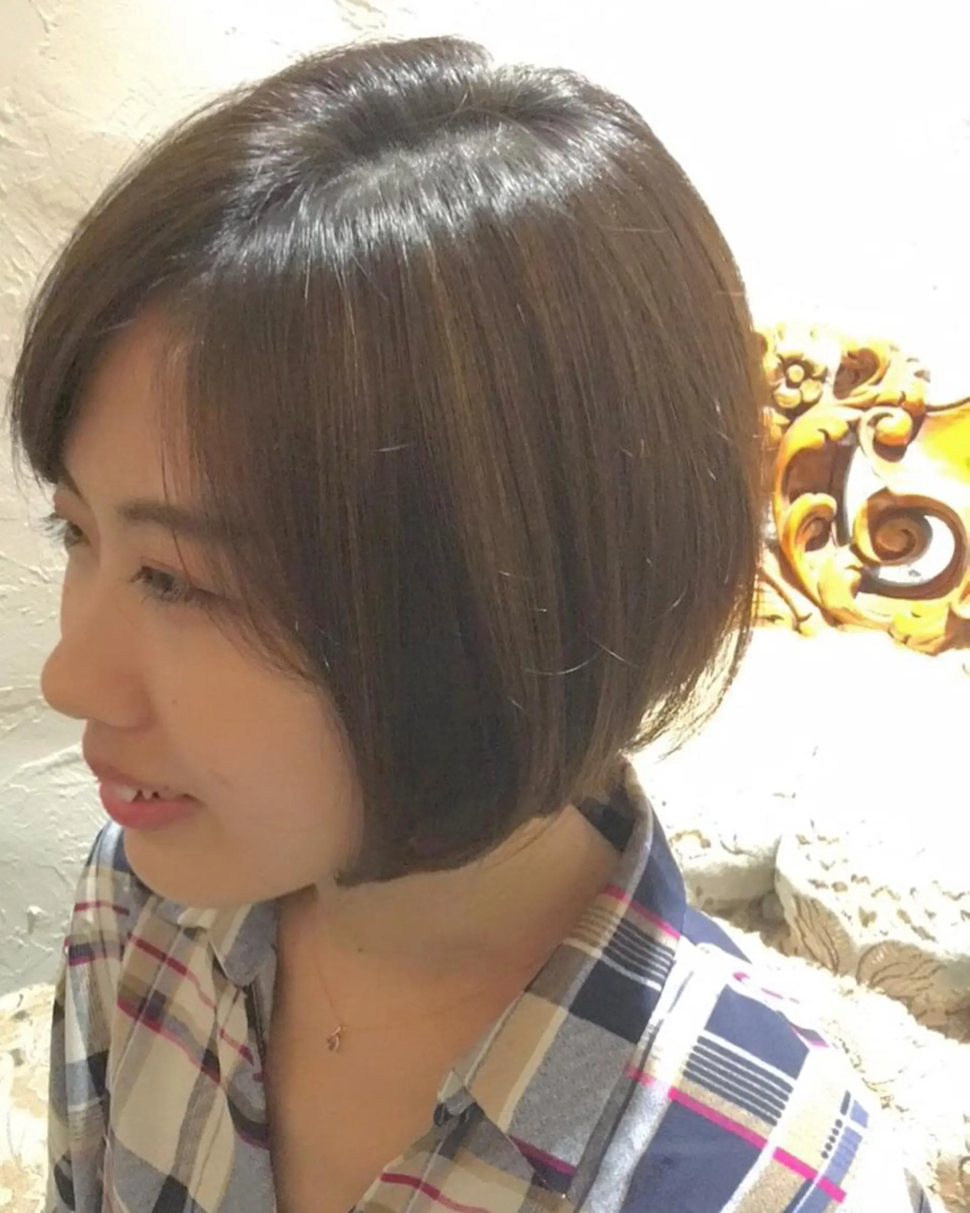 ショート カラー パーマ ヘアアレンジ アッシュ ベージュカラー ボブ エグチ アキラのヘアスタイル