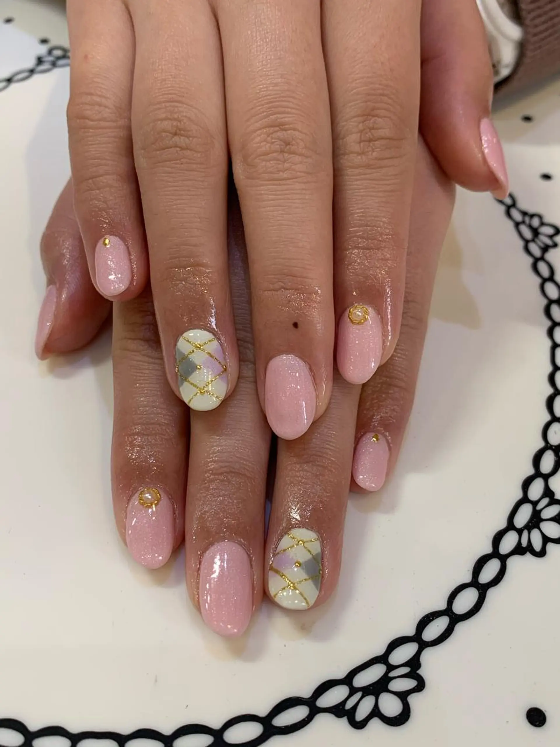 ミディアム ネイル Amelia さくらいのネイルデザイン